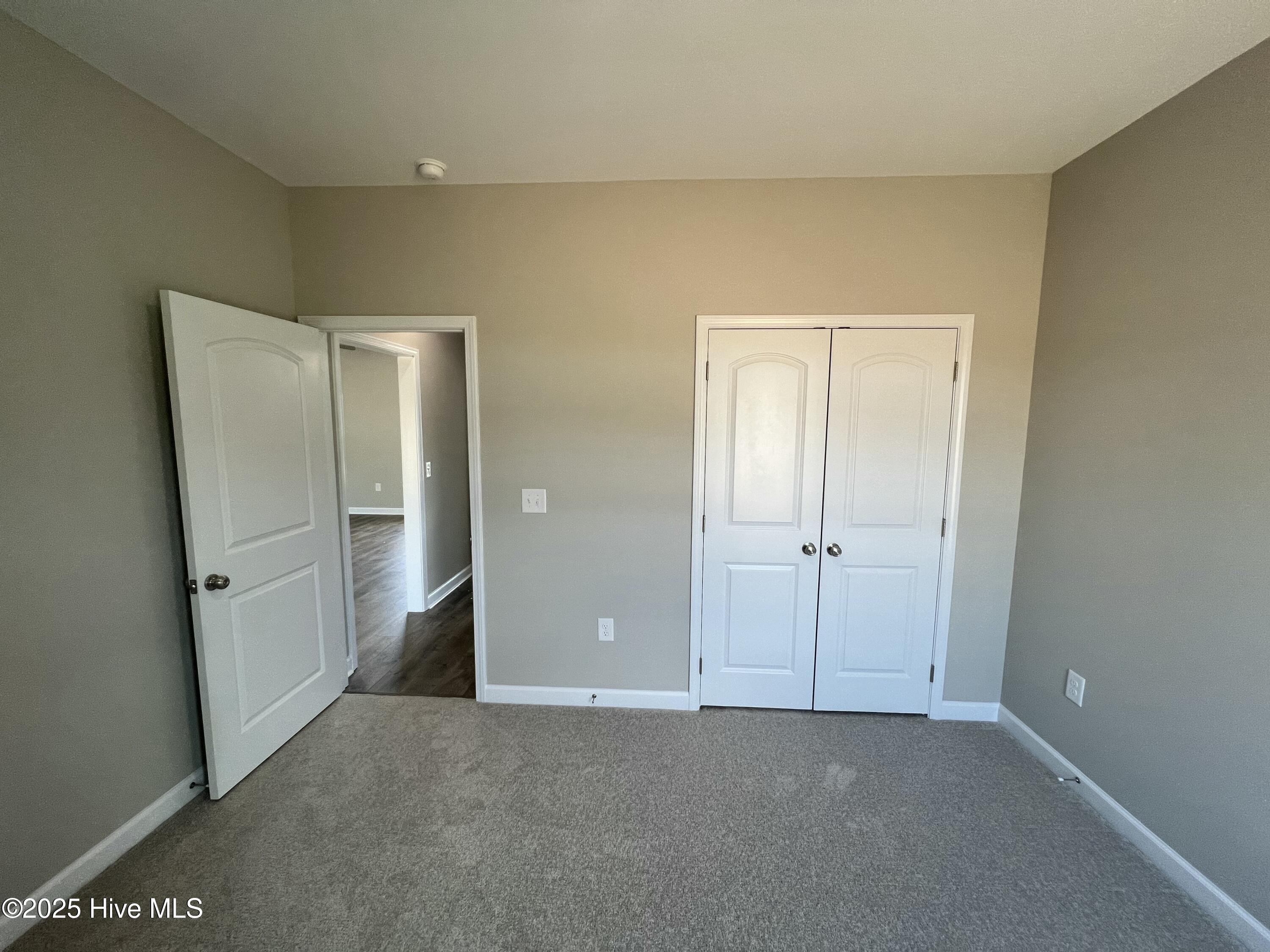 101 Waterstone Court Property Photo 18
