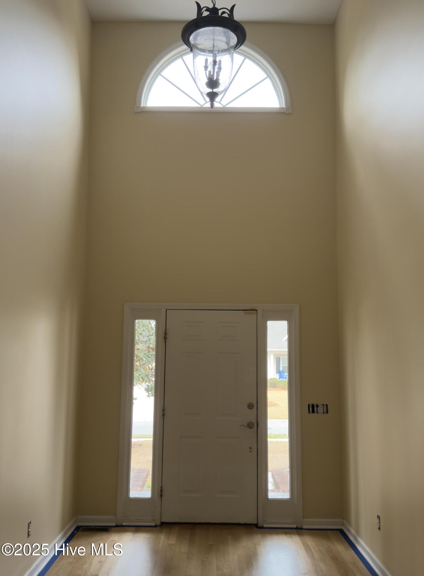 1005 Greymoss Lane Property Photo 8
