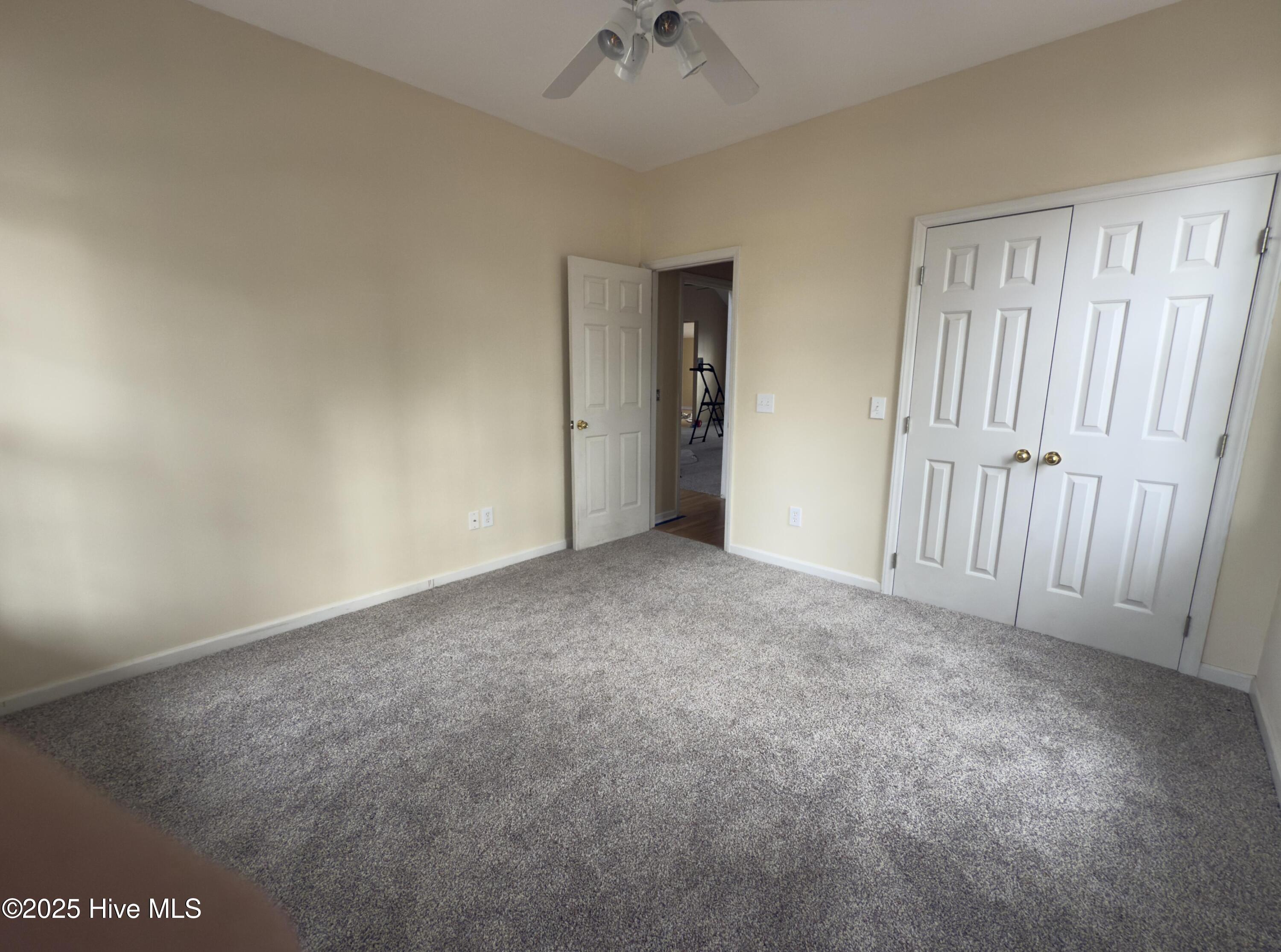 1005 Greymoss Lane Property Photo 17