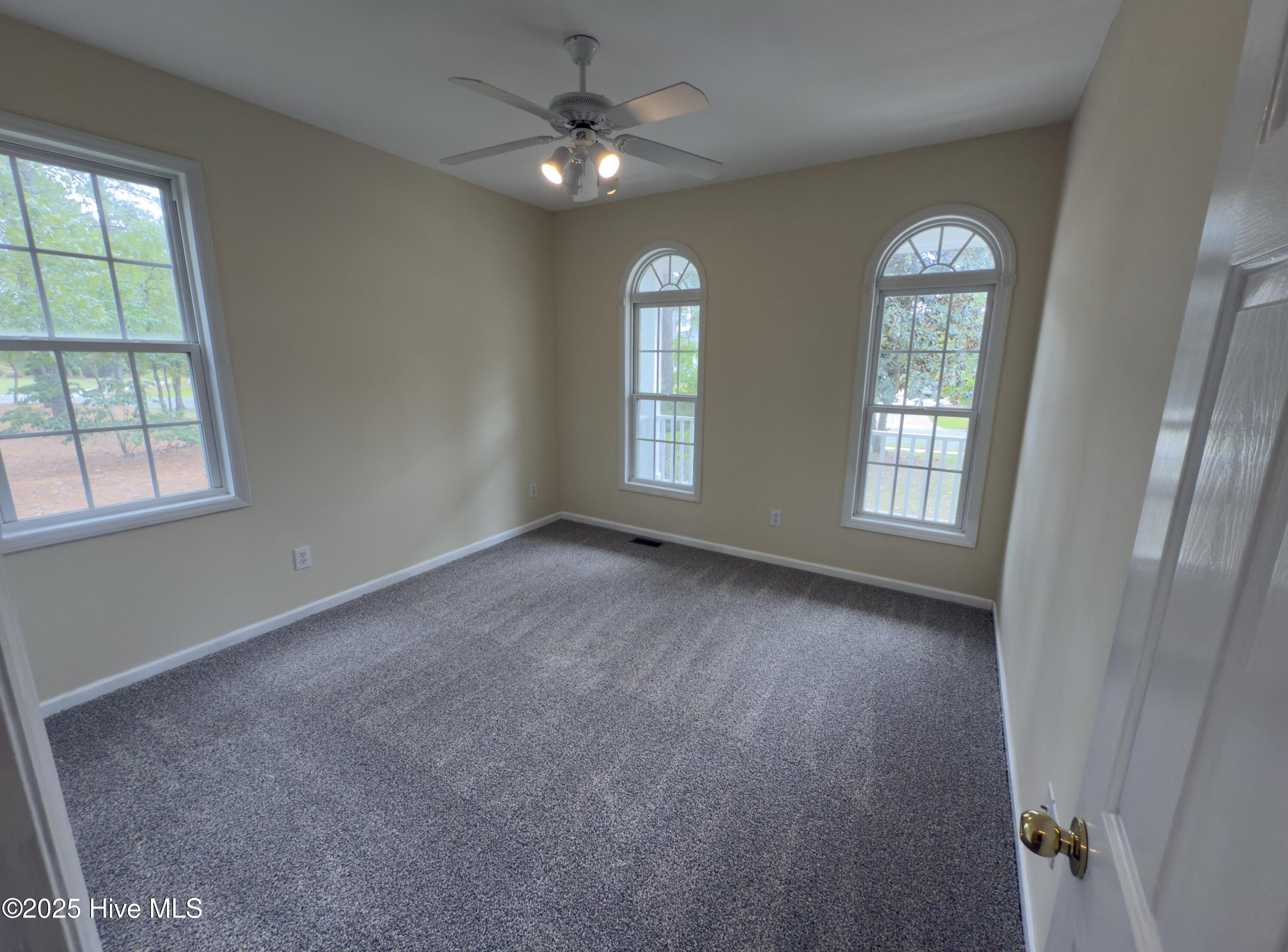 1005 Greymoss Lane Property Photo 18