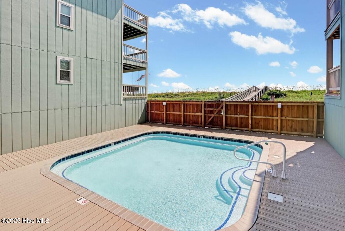 409 Carolina Beach Avenue 2h Property Photo 12