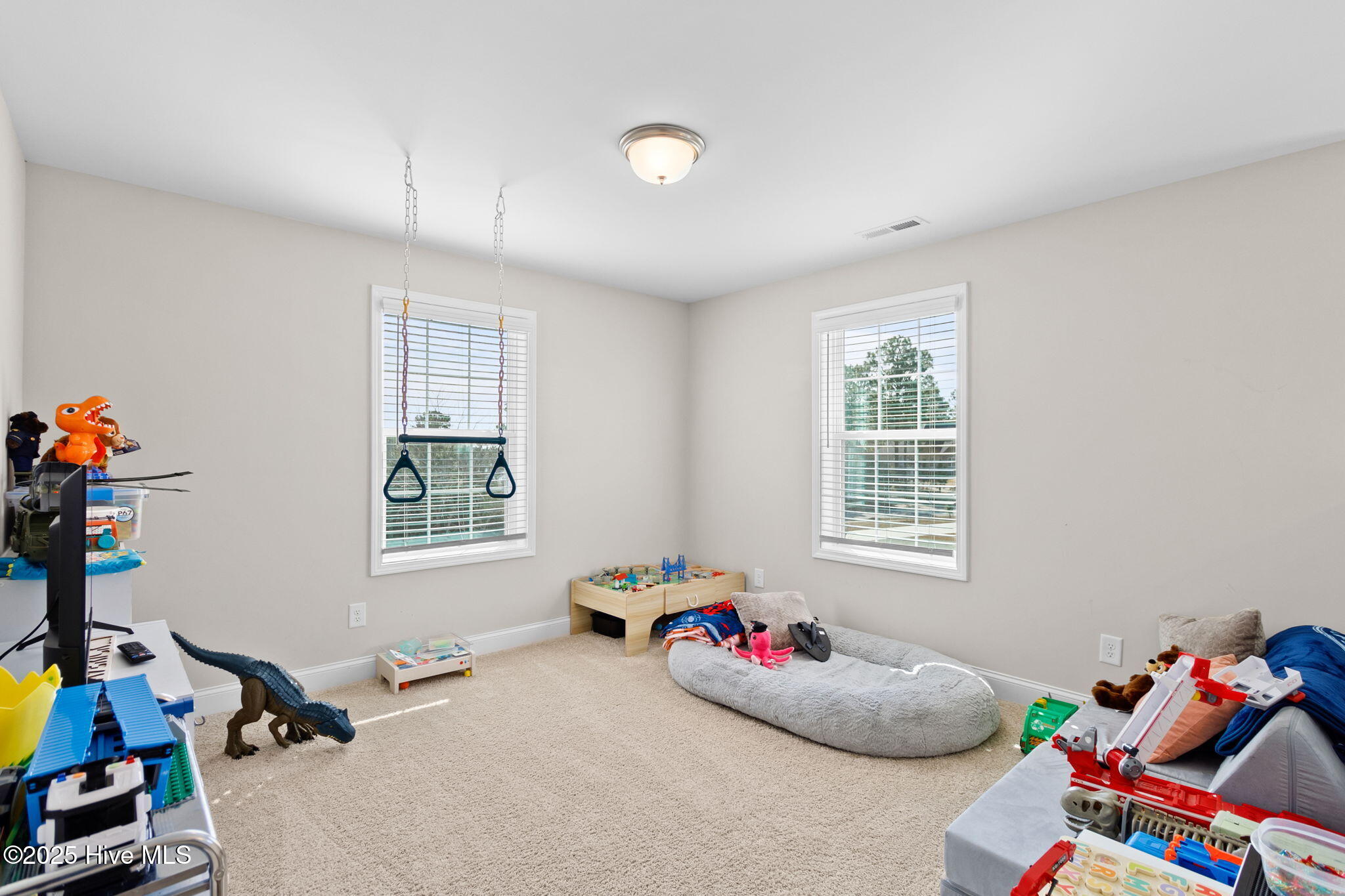 155 Norman Circle Property Photo 34