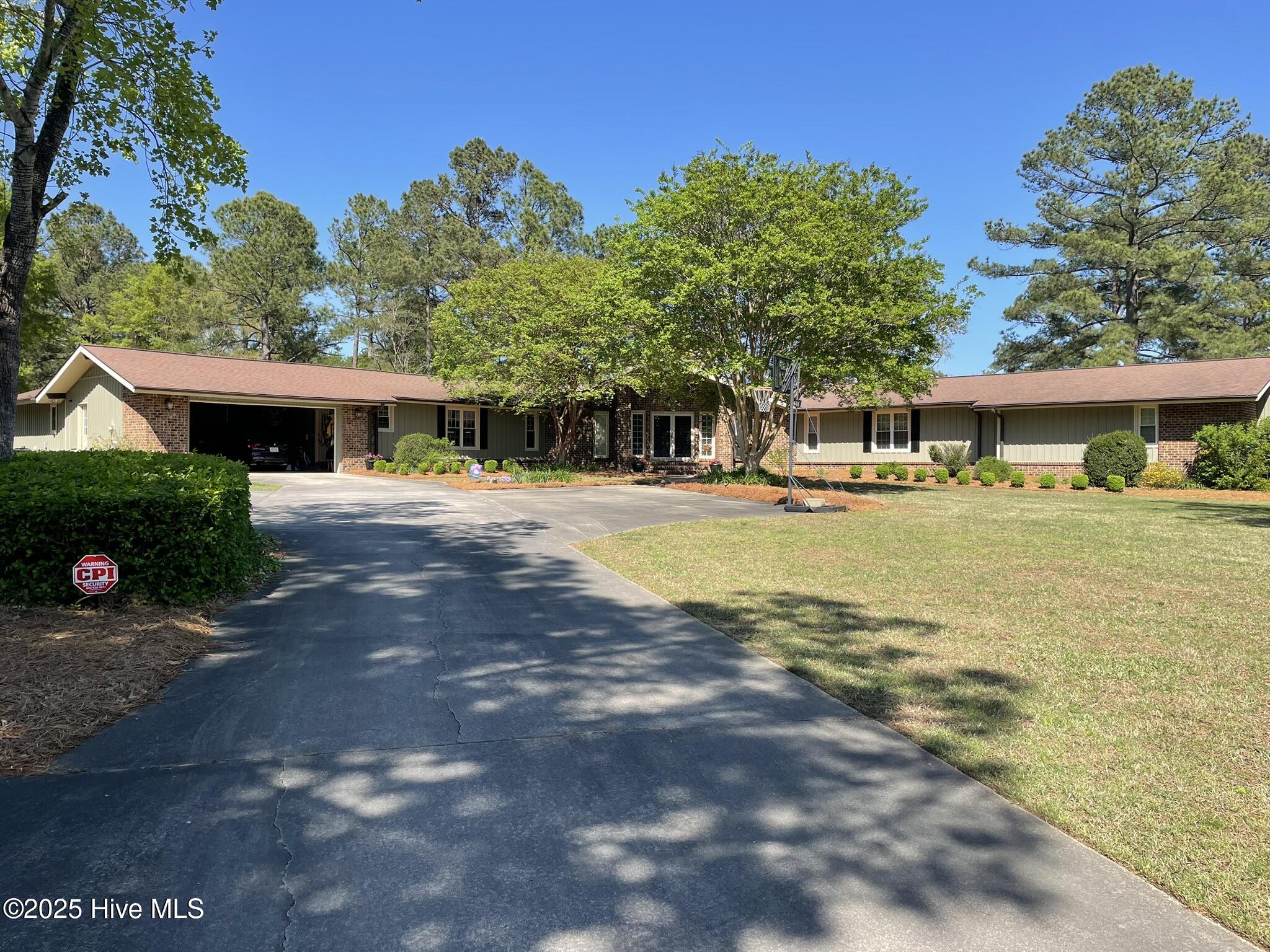 4831 Wimbledon Court Property Photo