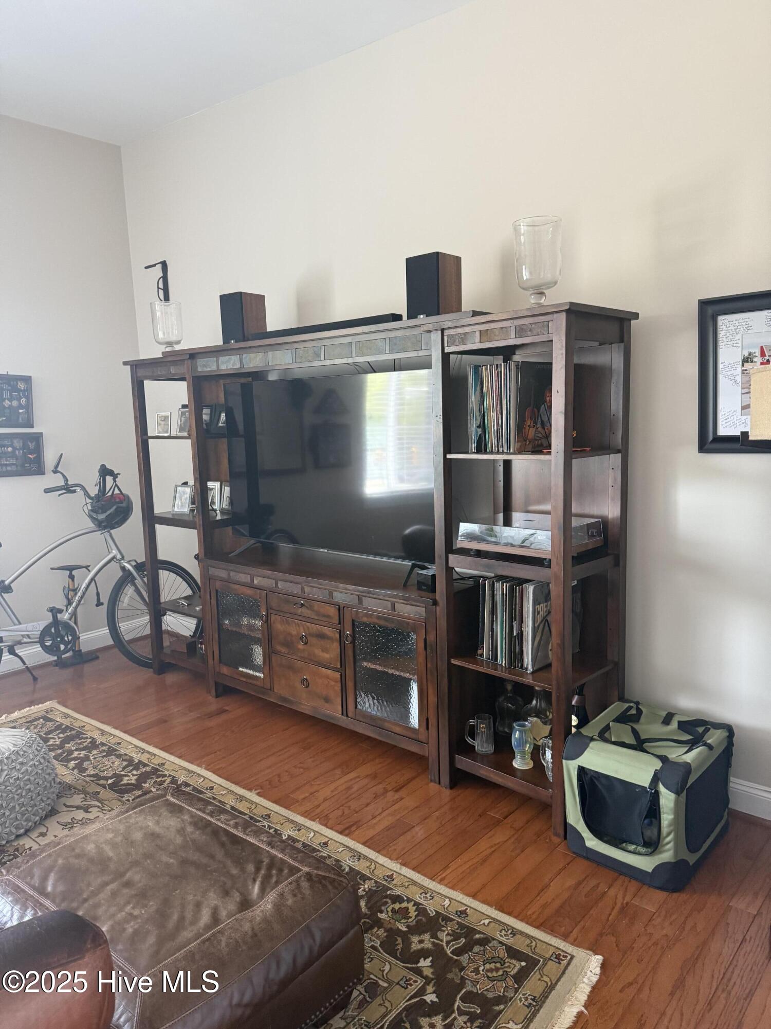 301/302 S Water Street Property Photo 78