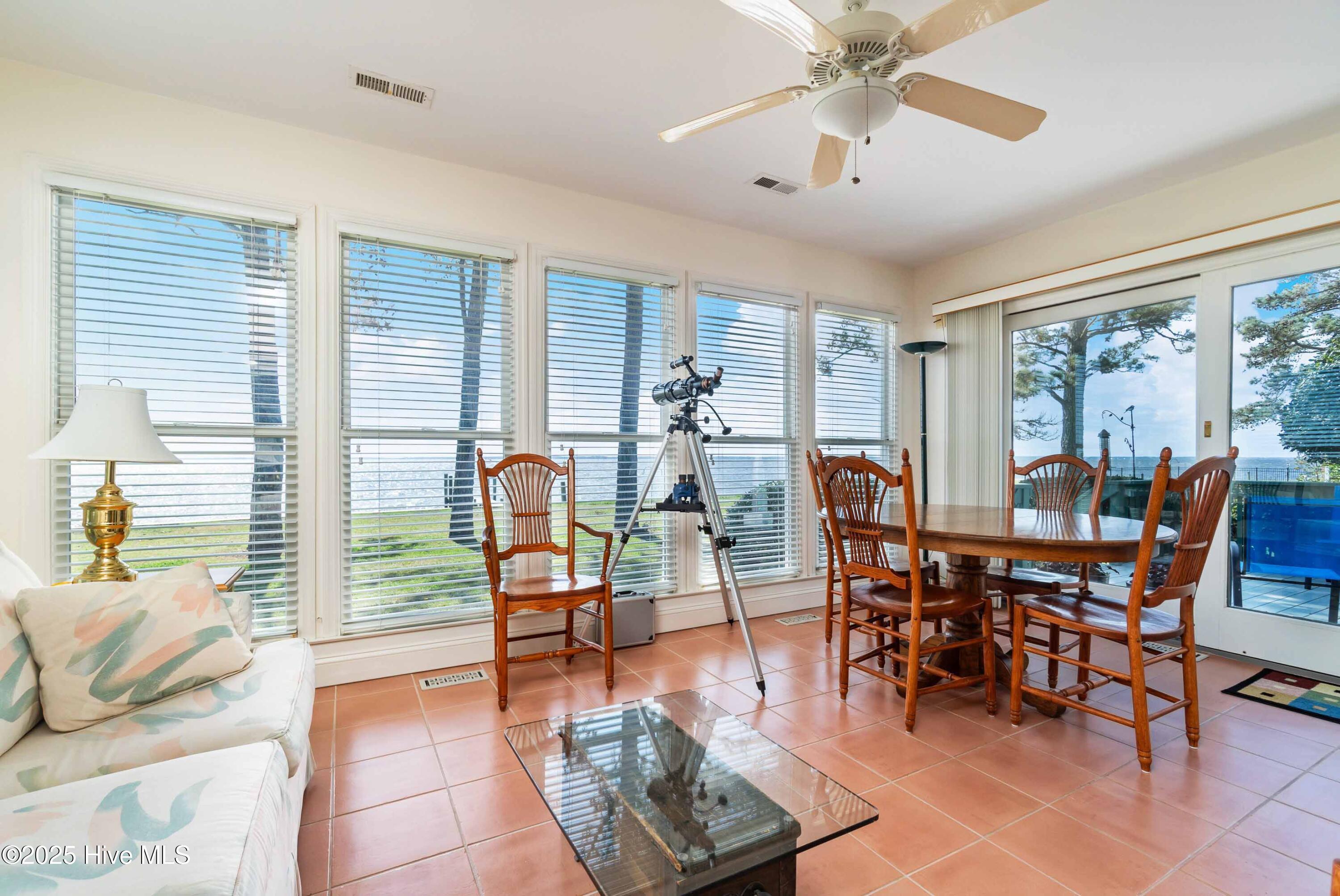 6042 Dolphin Road Property Photo 16