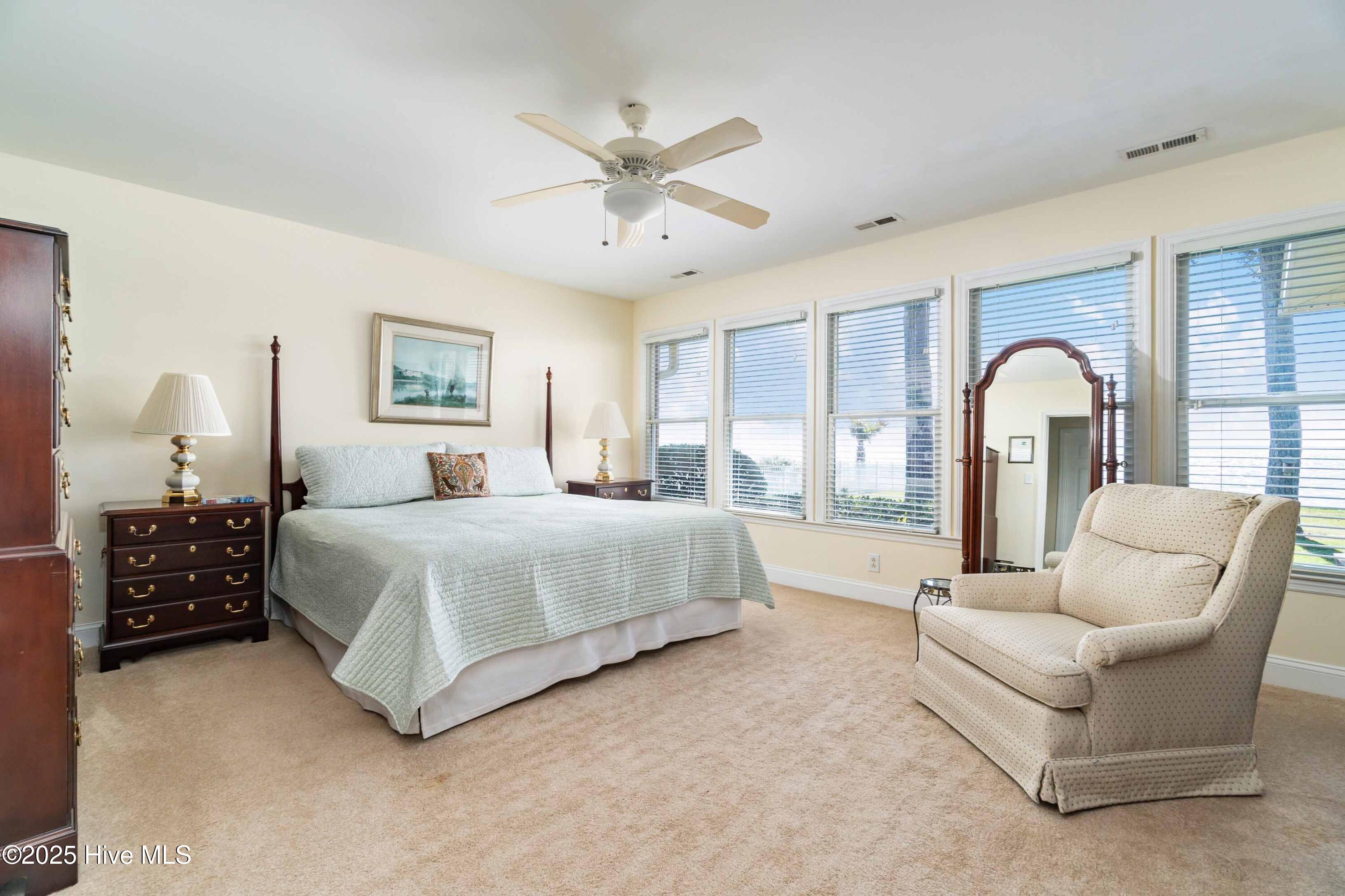 6042 Dolphin Road Property Photo 25