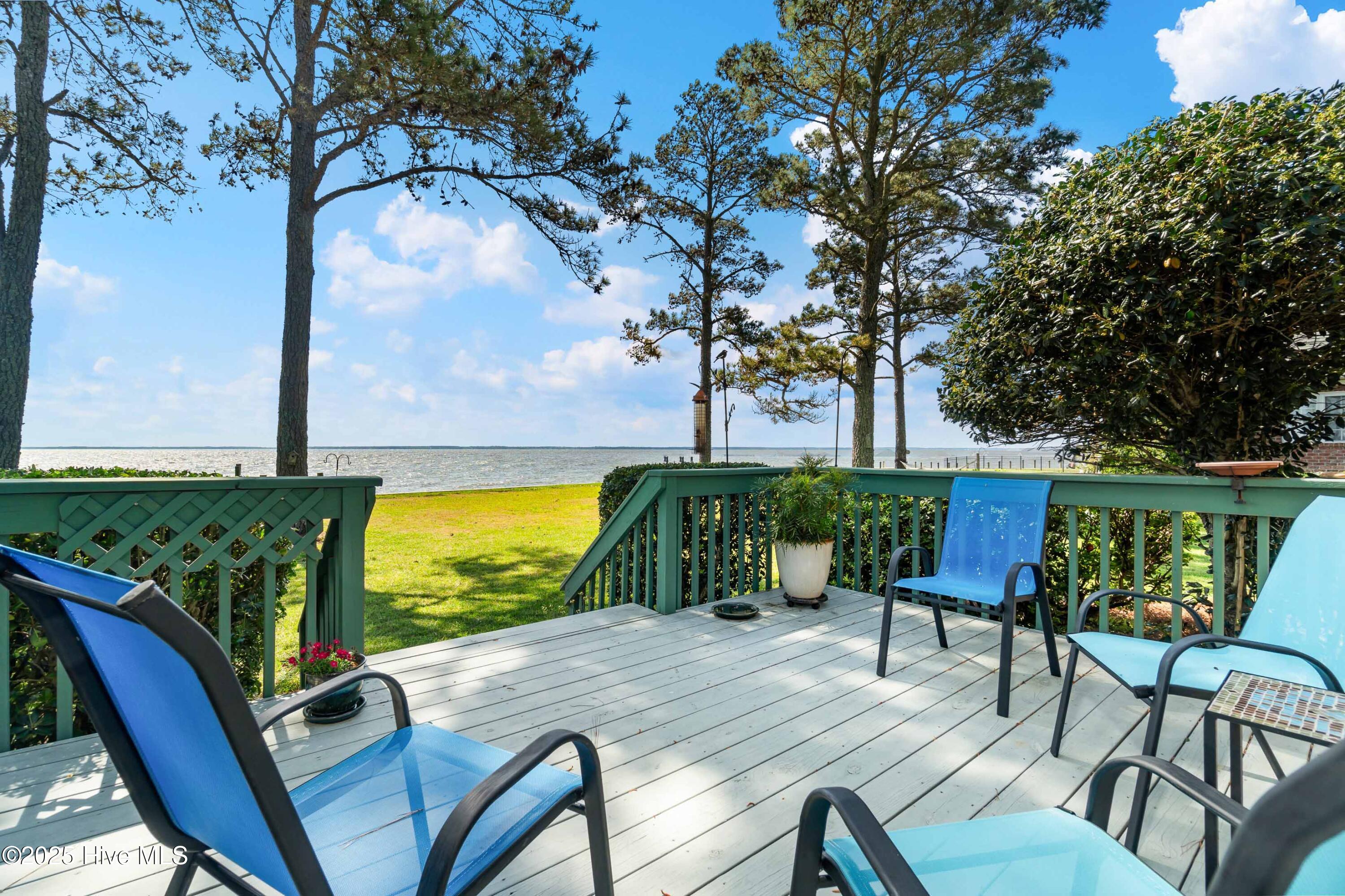 6042 Dolphin Road Property Photo 36
