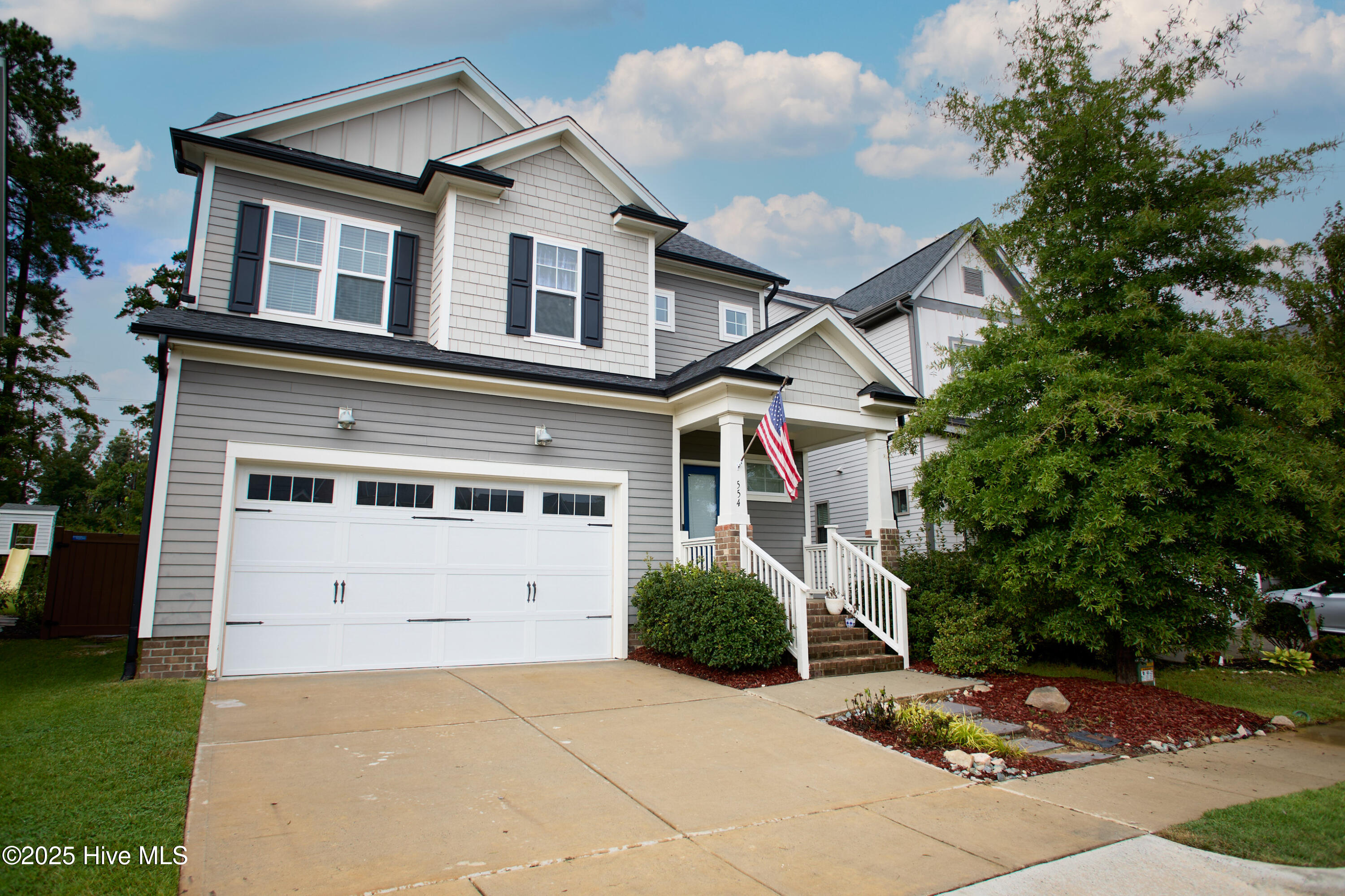 554 Beacon Ridge Boulevard Property Photo