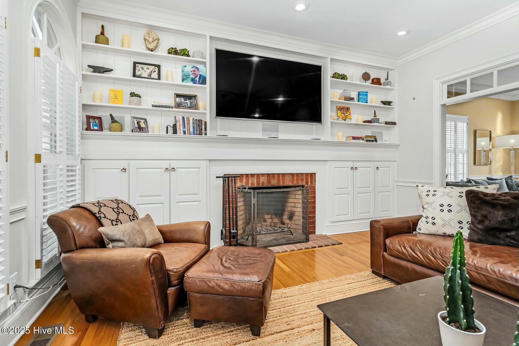 3001 Greystone Drive Property Photo 11