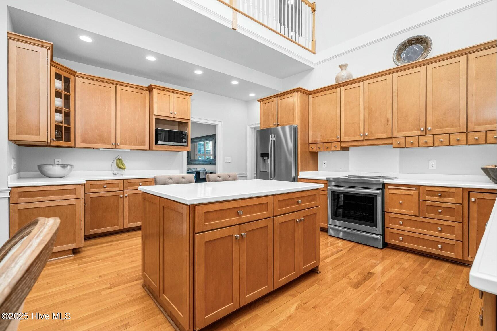 3001 Greystone Drive Property Photo 16