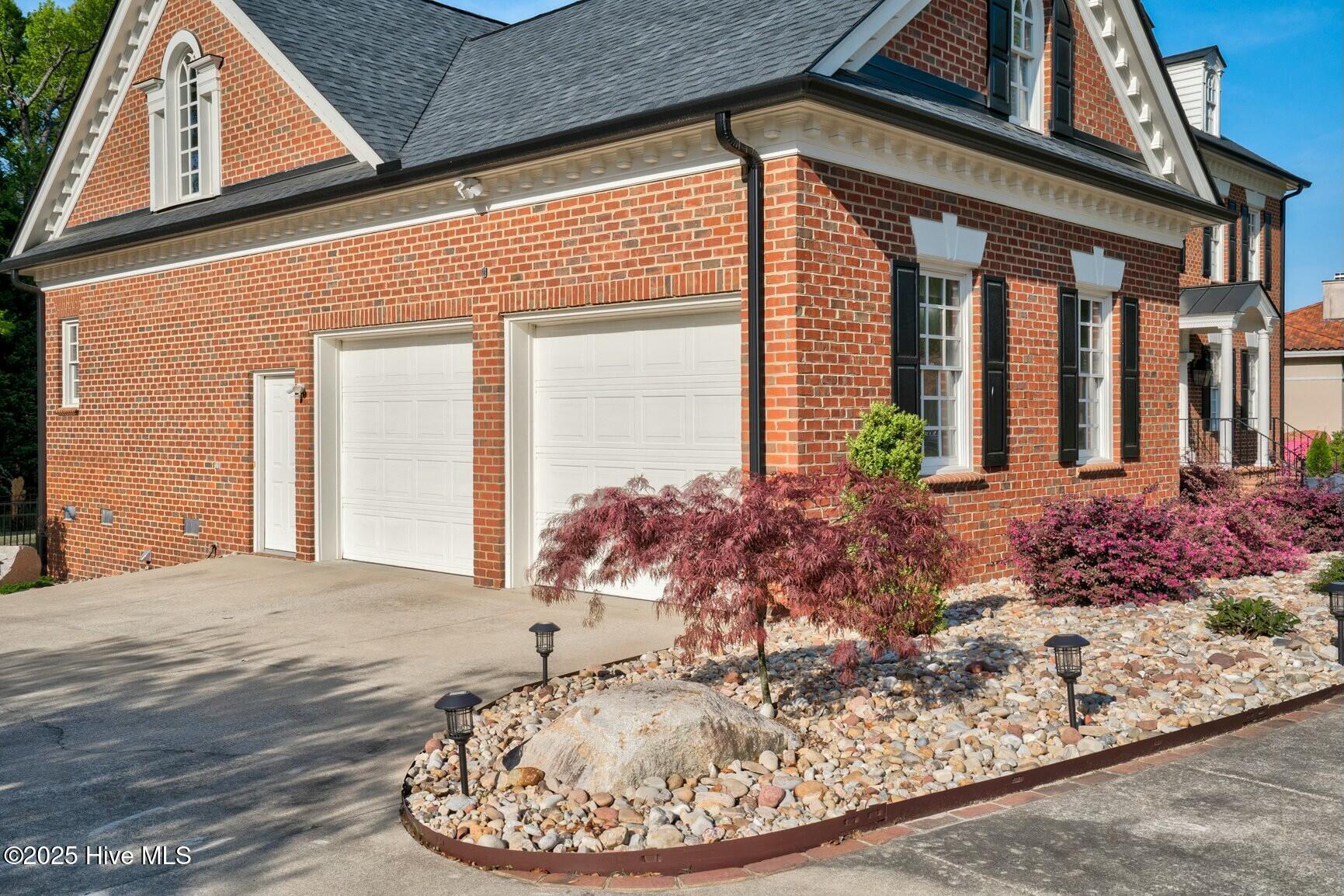 3001 Greystone Drive Property Photo 42