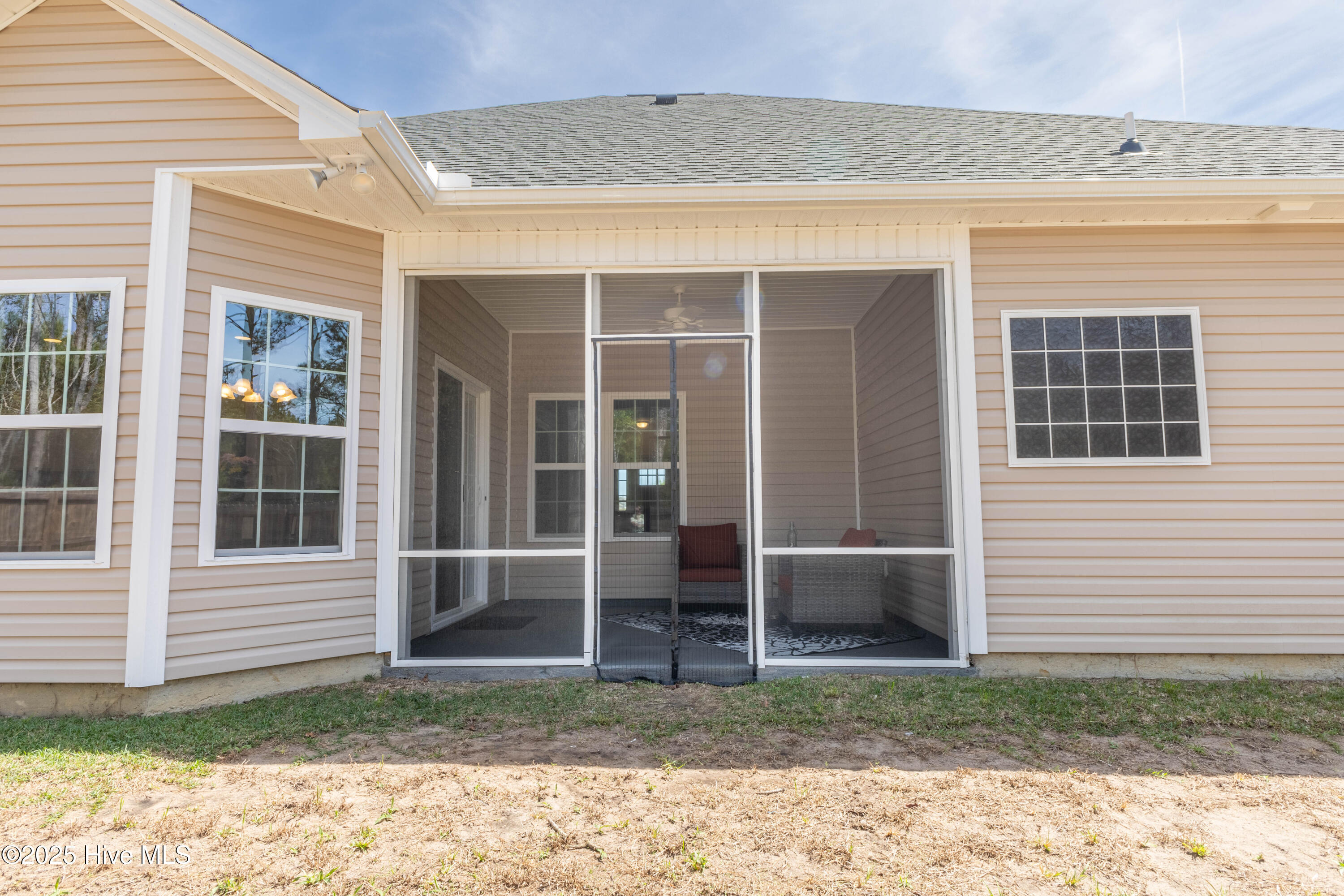 208 Lookout Lane Property Photo 11