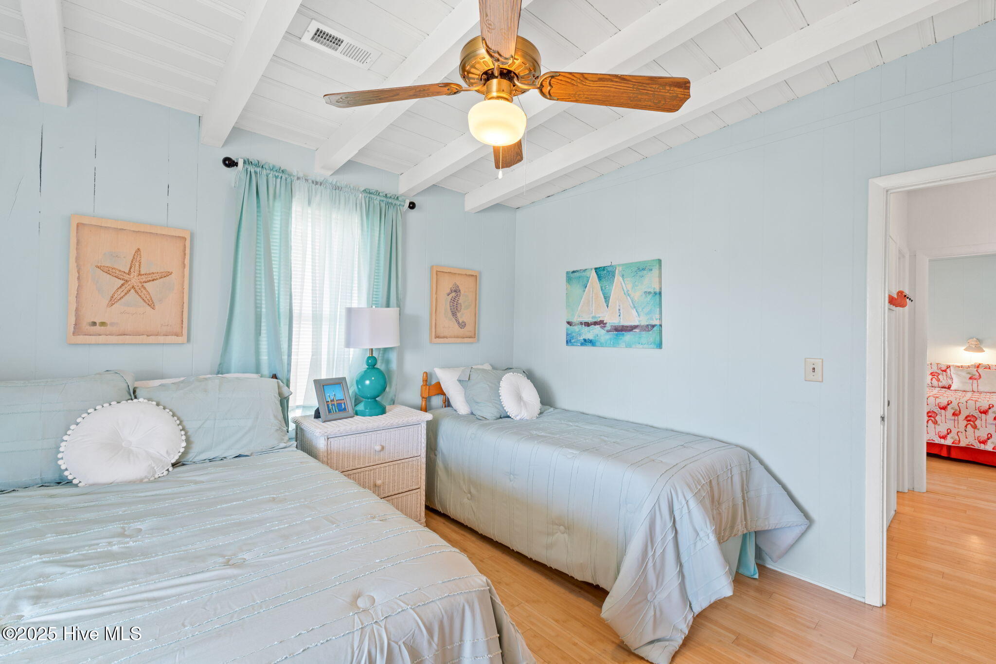 5416 W Beach Drive Property Photo 16