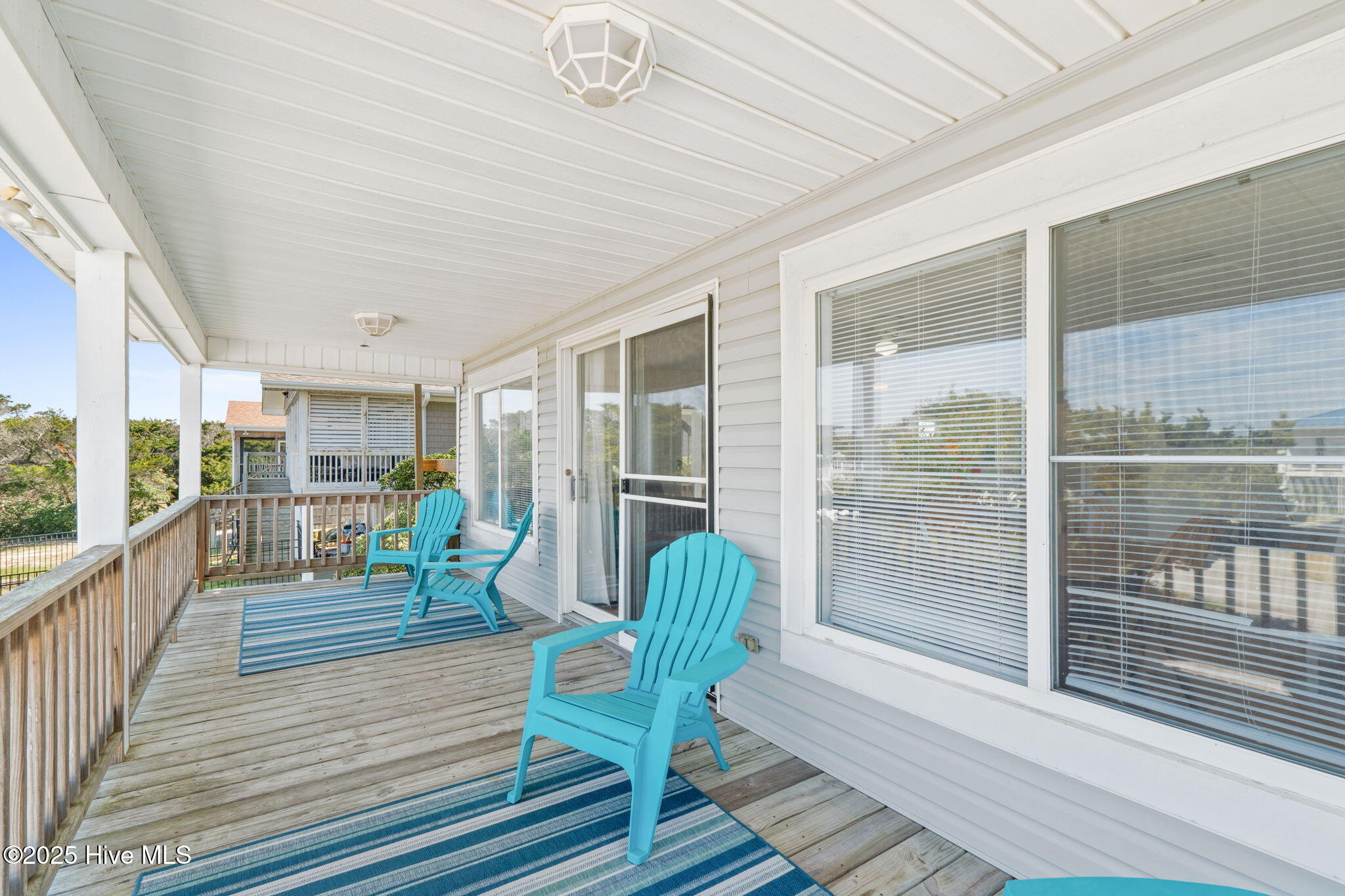 5416 W Beach Drive Property Photo 22