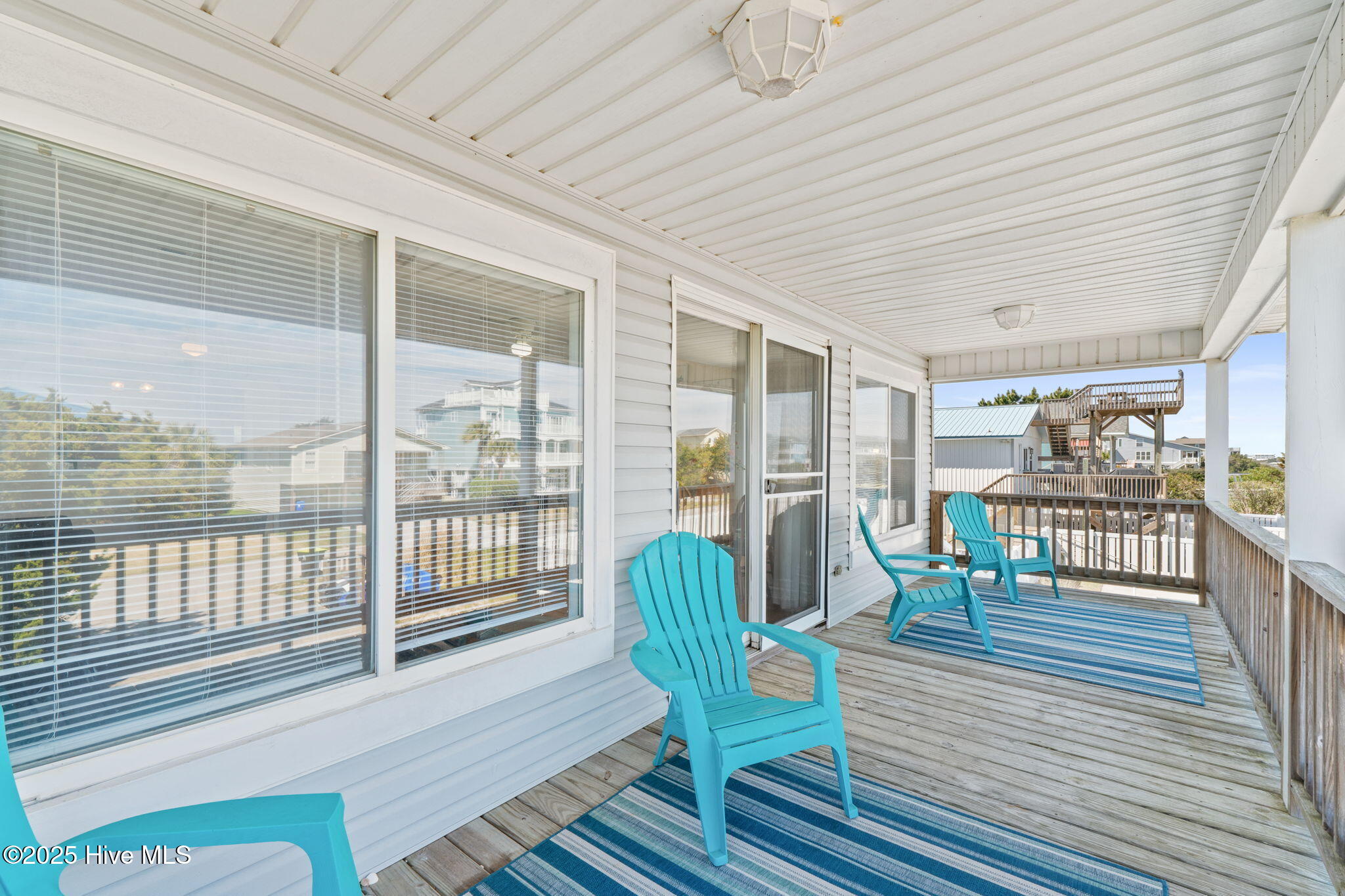 5416 W Beach Drive Property Photo 23