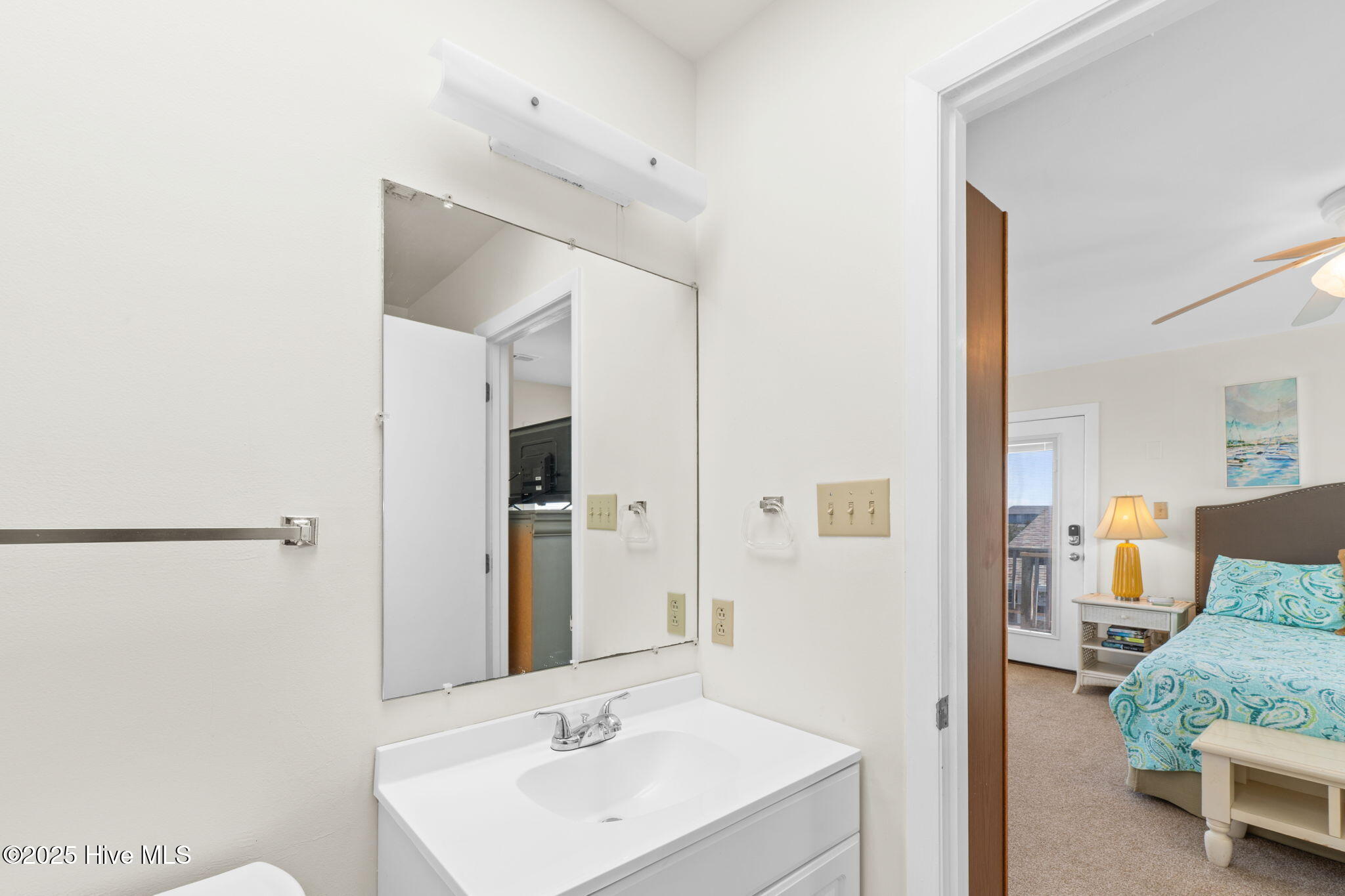5416 W Beach Drive Property Photo 31