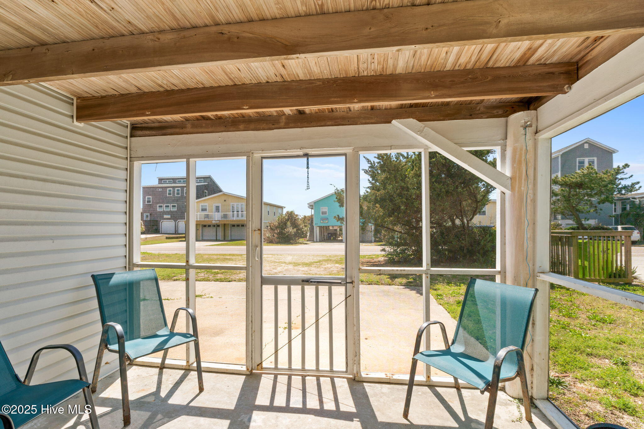 5416 W Beach Drive Property Photo 48
