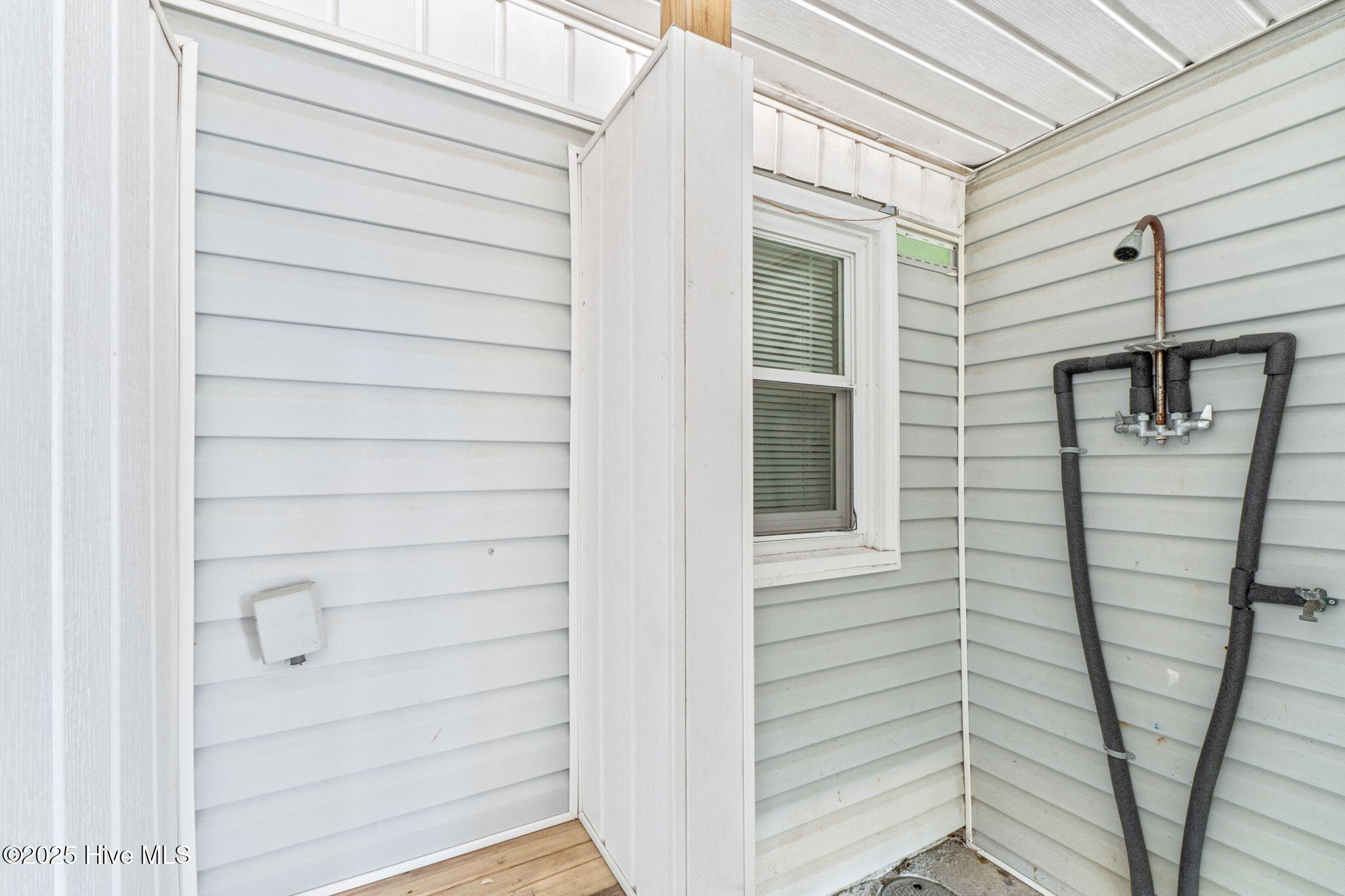 5416 W Beach Drive Property Photo 49