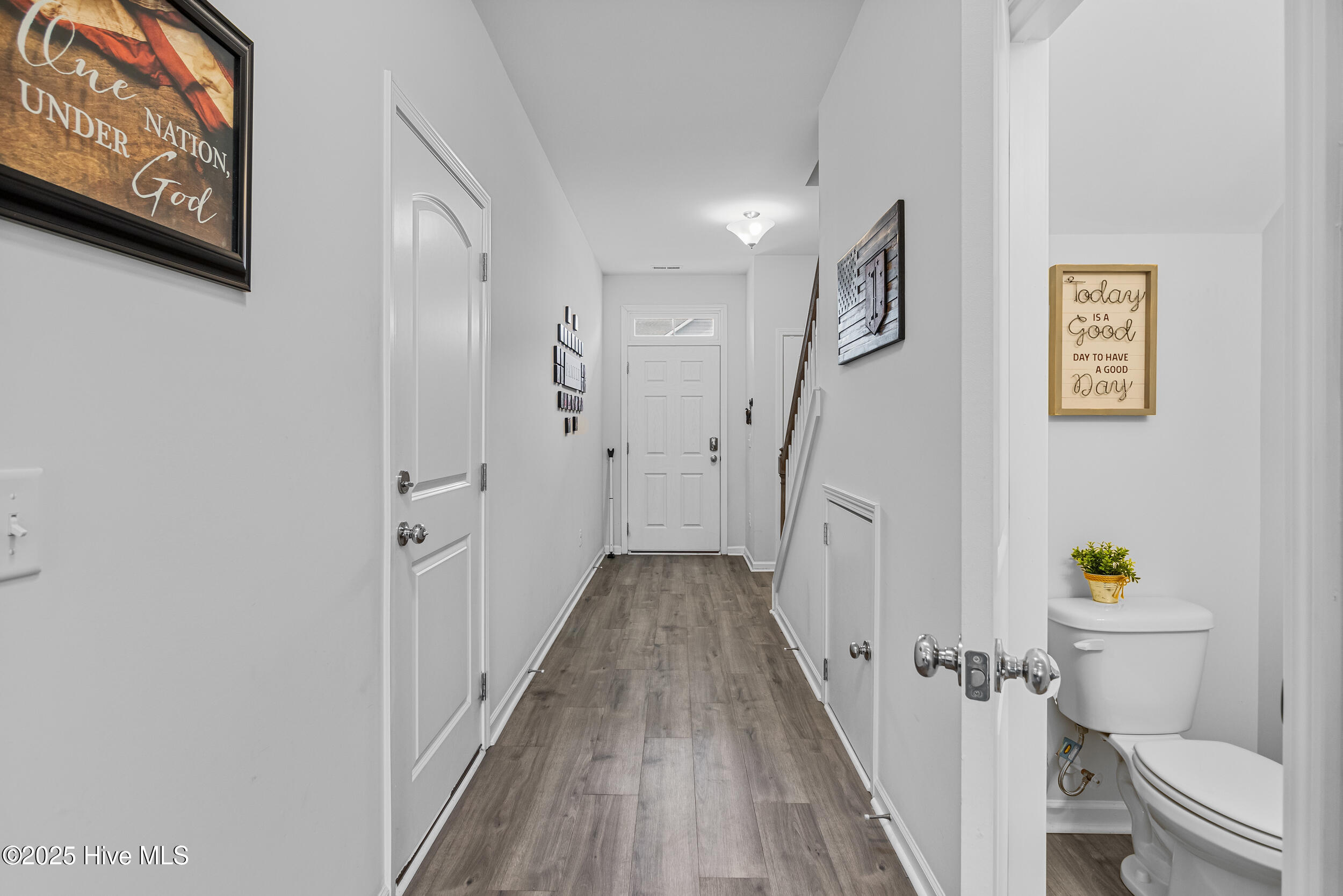 20 Aspen Road Property Photo 6