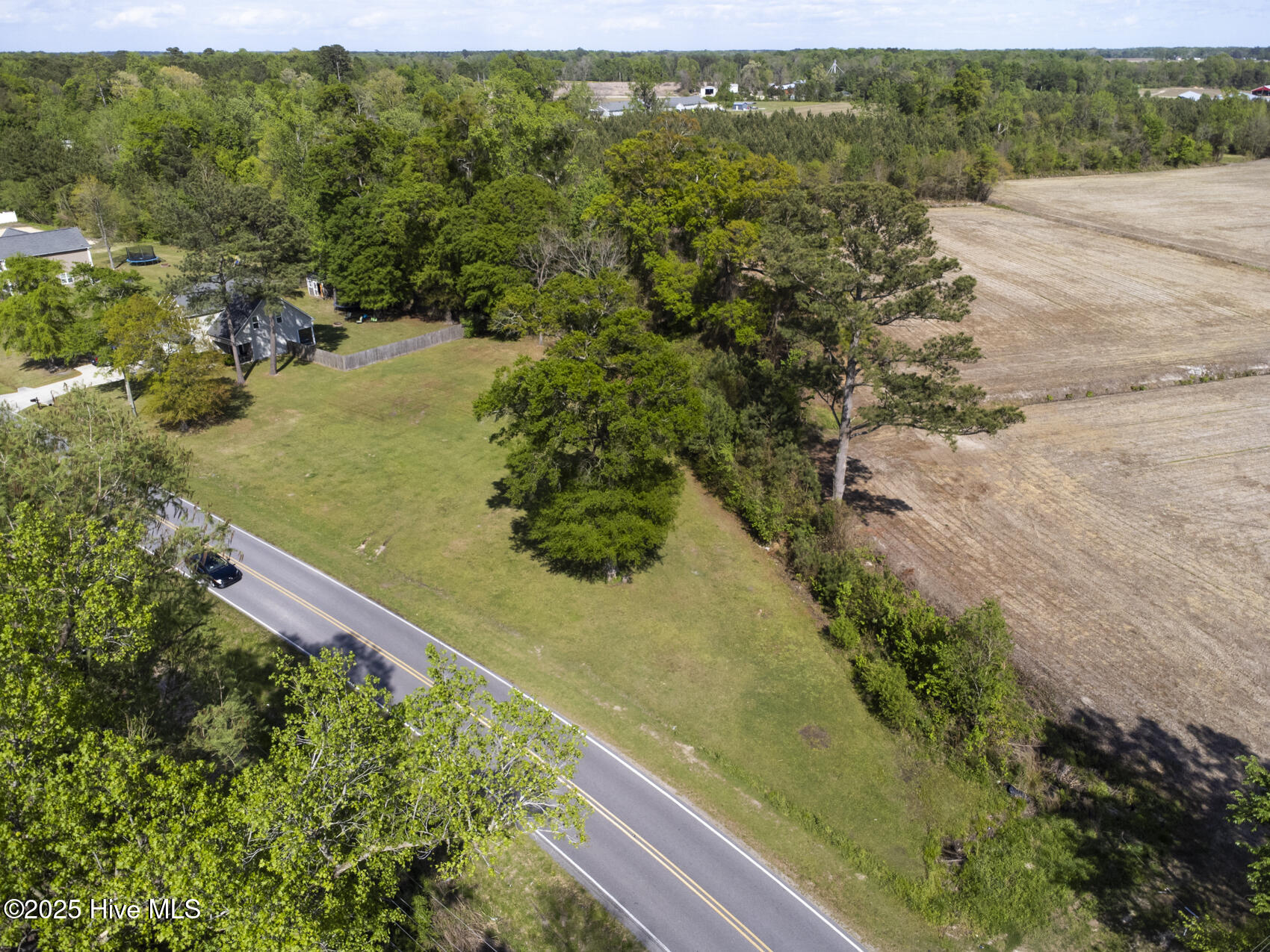 424 Huffmantown Road Property Photo 5