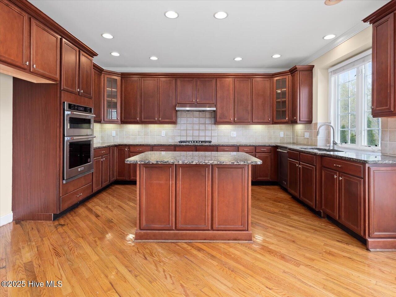 9220 Meadow Mist Court Property Photo 32