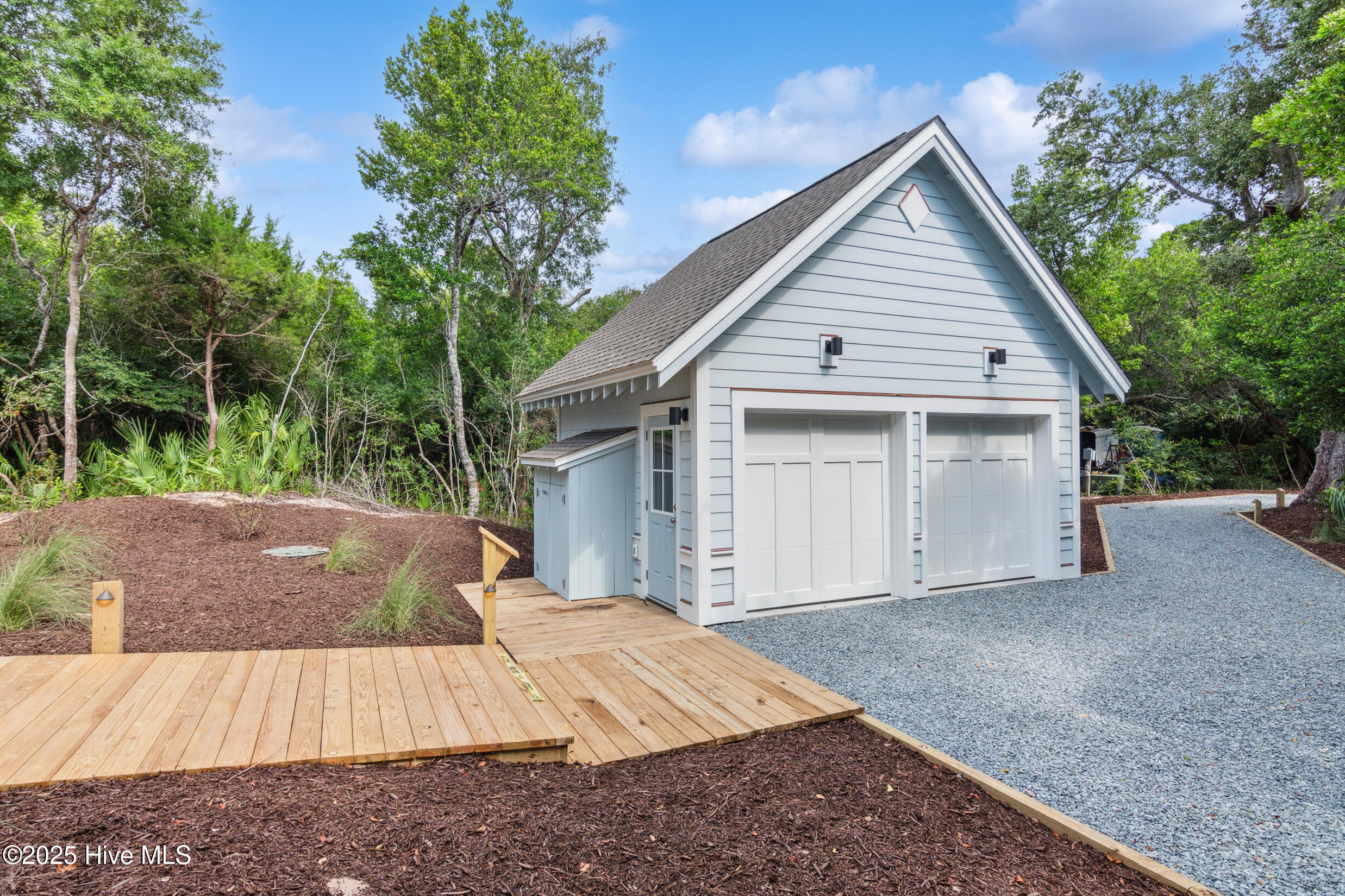538 Chicamacomico Way Property Photo 11