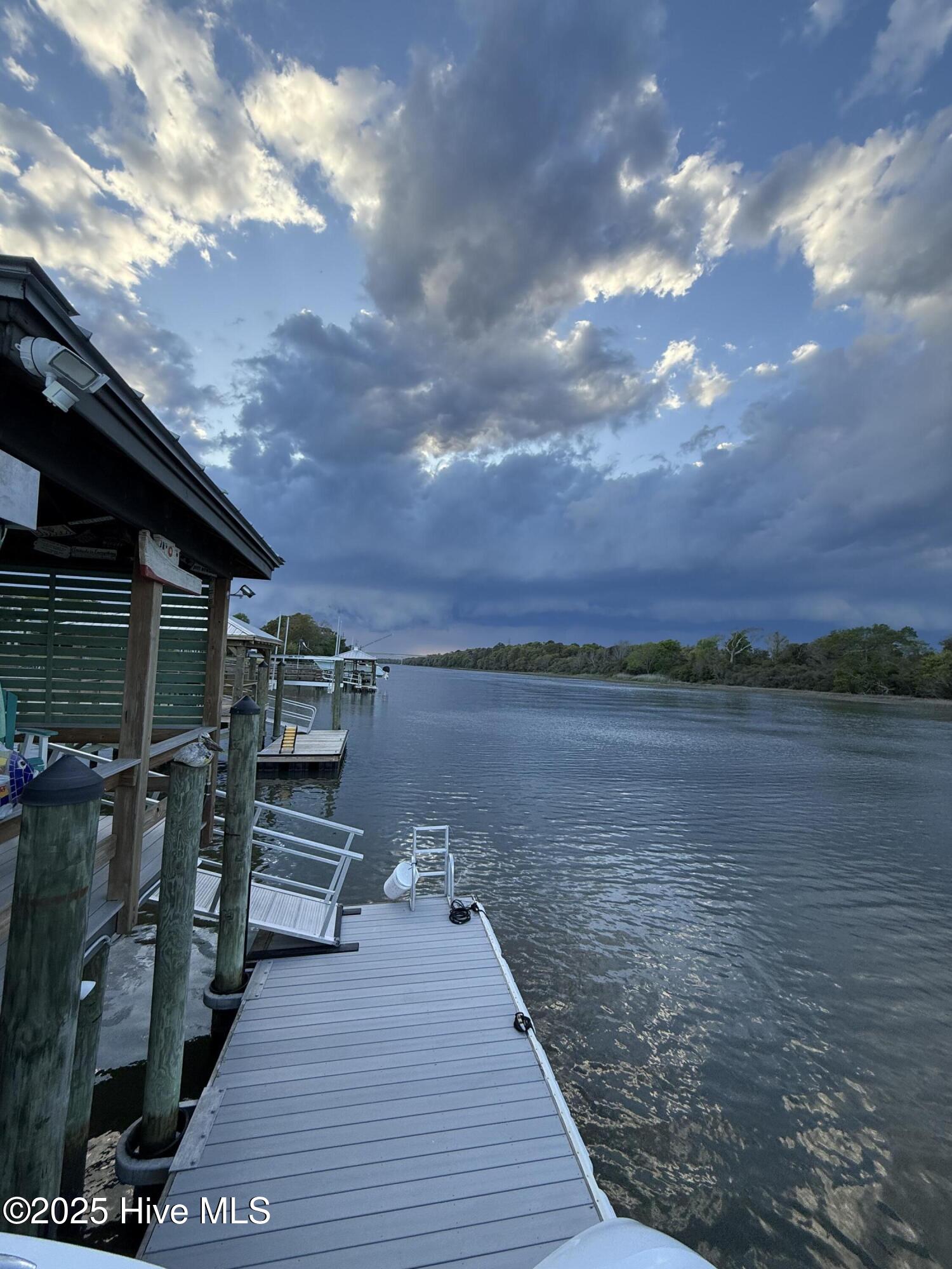 1106 E Yacht Drive Property Photo 6