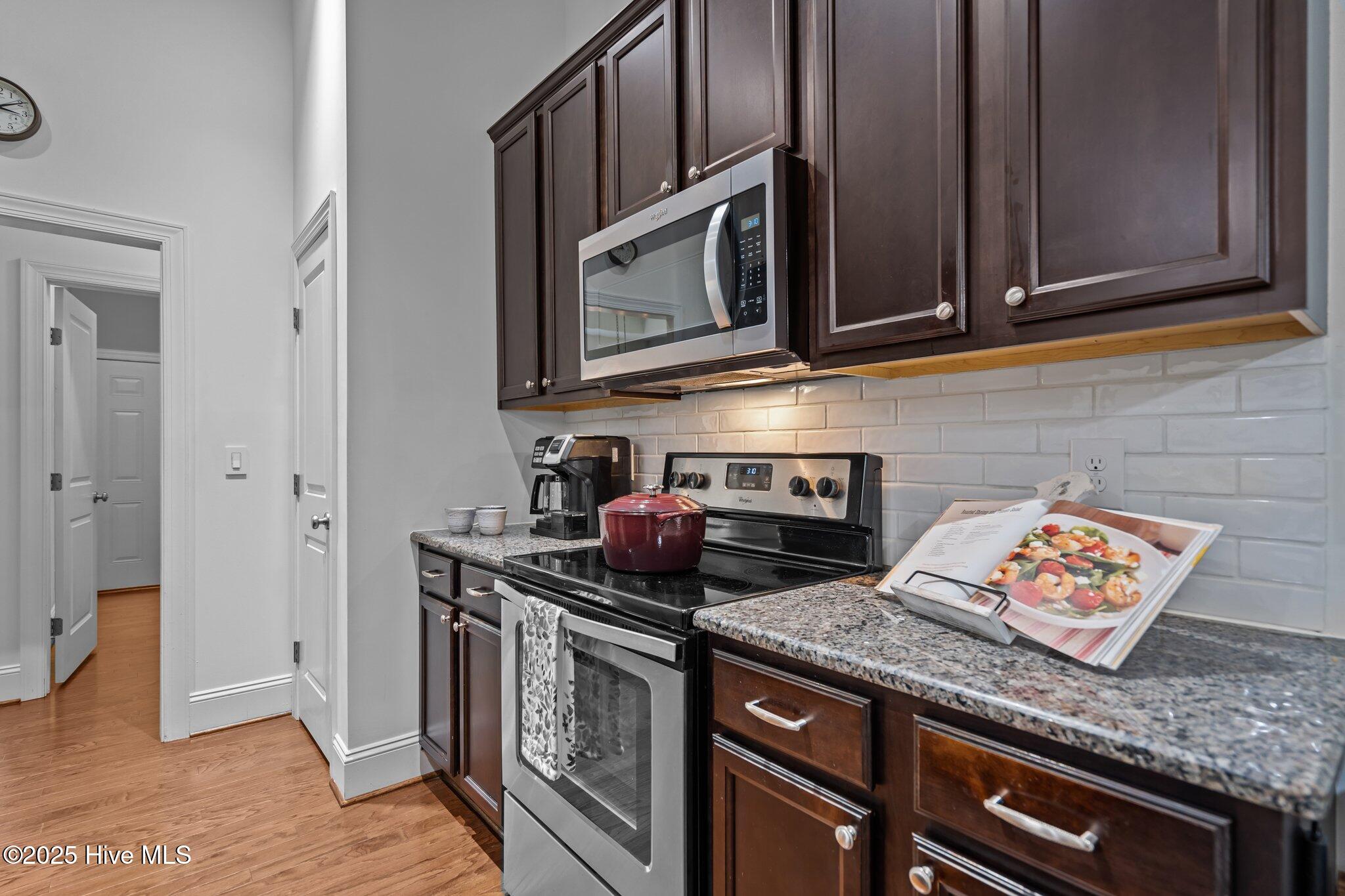 8112 Saltcedar Drive Property Photo 14