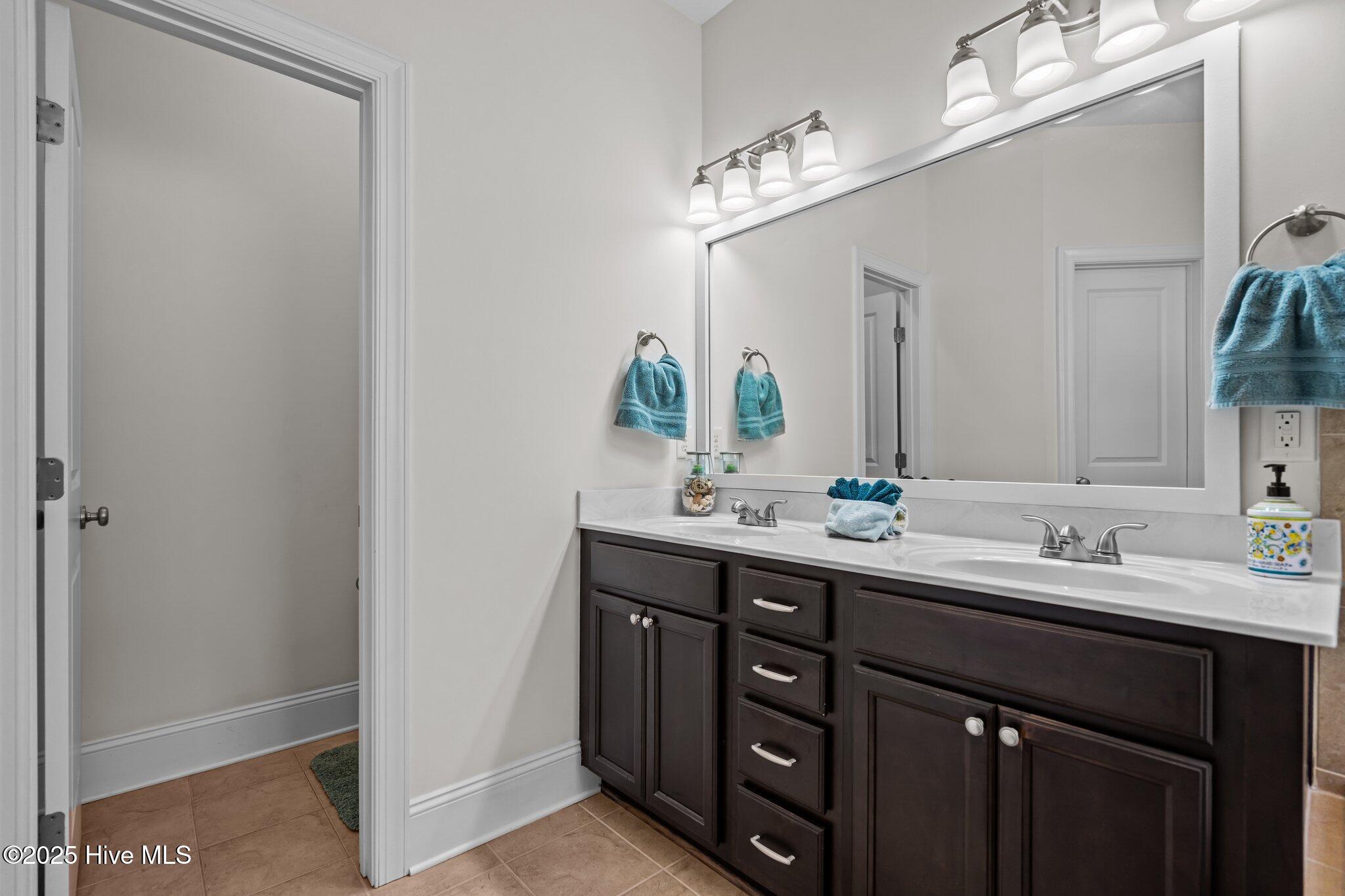 8112 Saltcedar Drive Property Photo 24