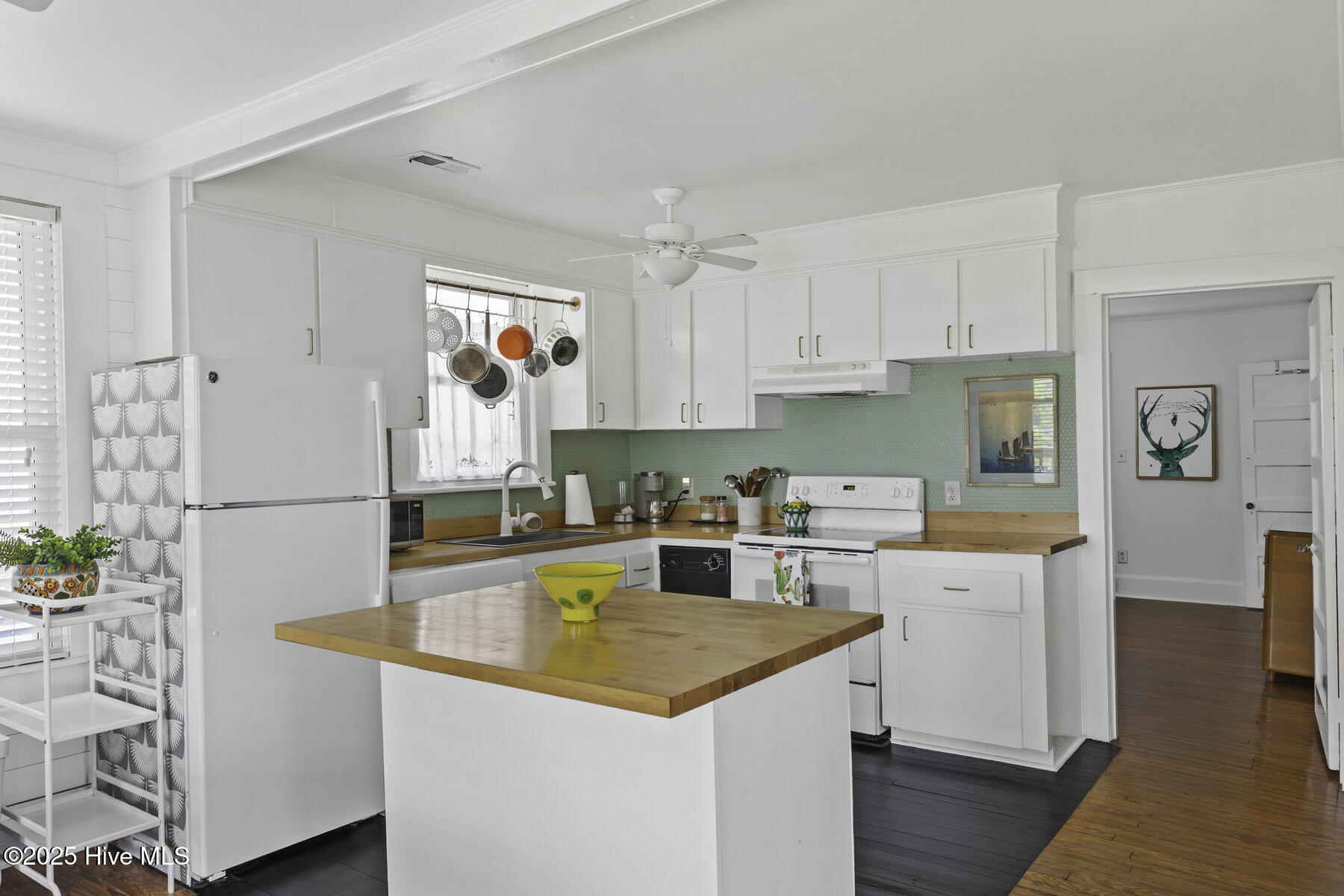 511 N Channel Drive Property Photo 29