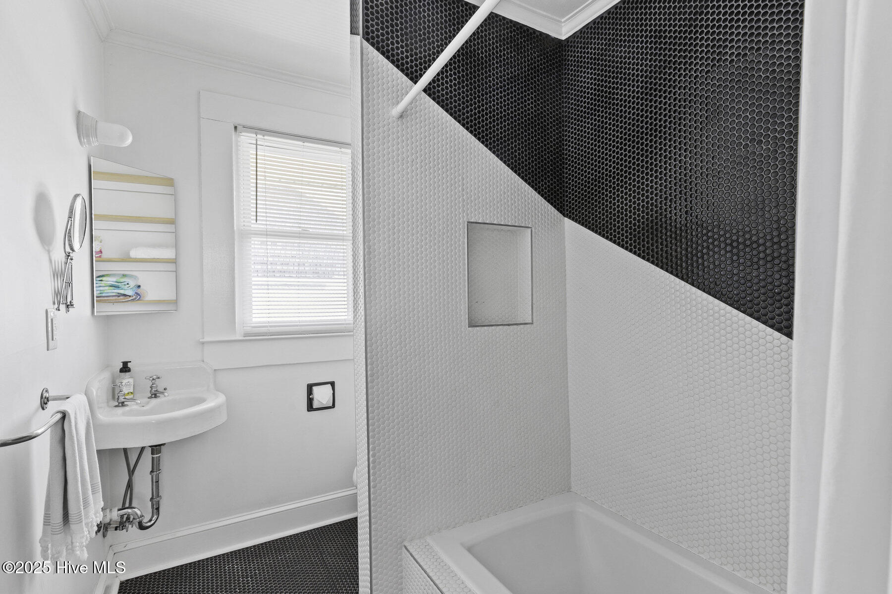 511 N Channel Drive Property Photo 31