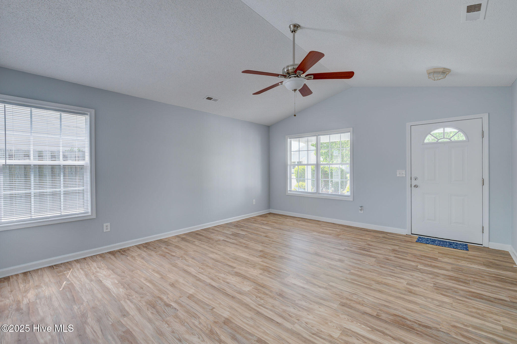 526 Montego Court Property Photo 6