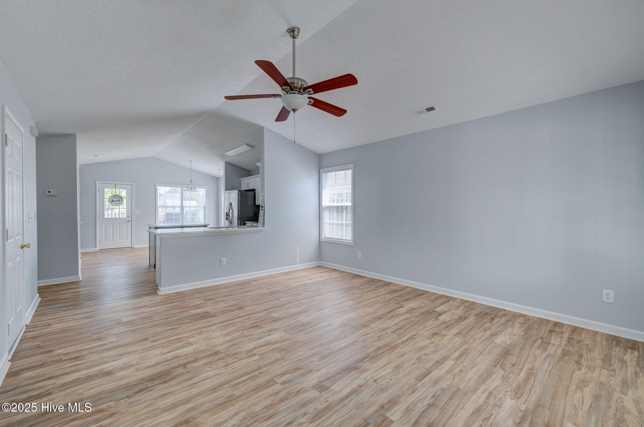 526 Montego Court Property Photo 7