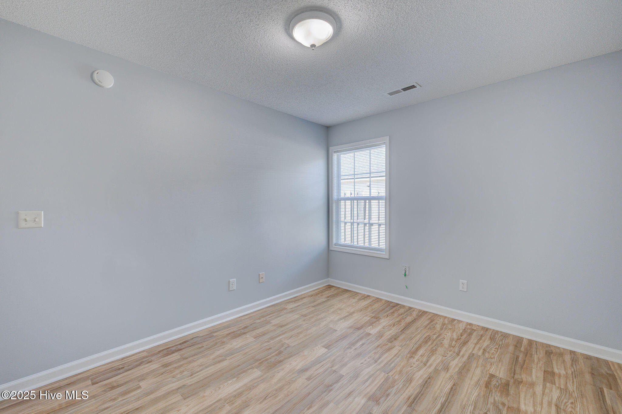 526 Montego Court Property Photo 29