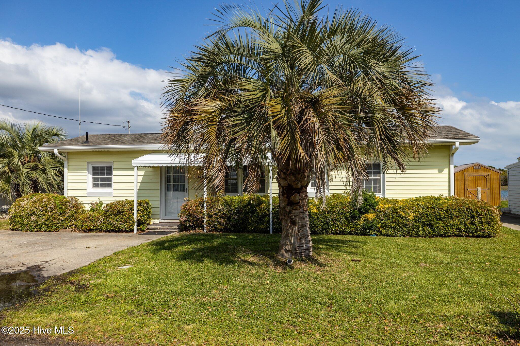 124 Bayview Boulevard Property Photo 2