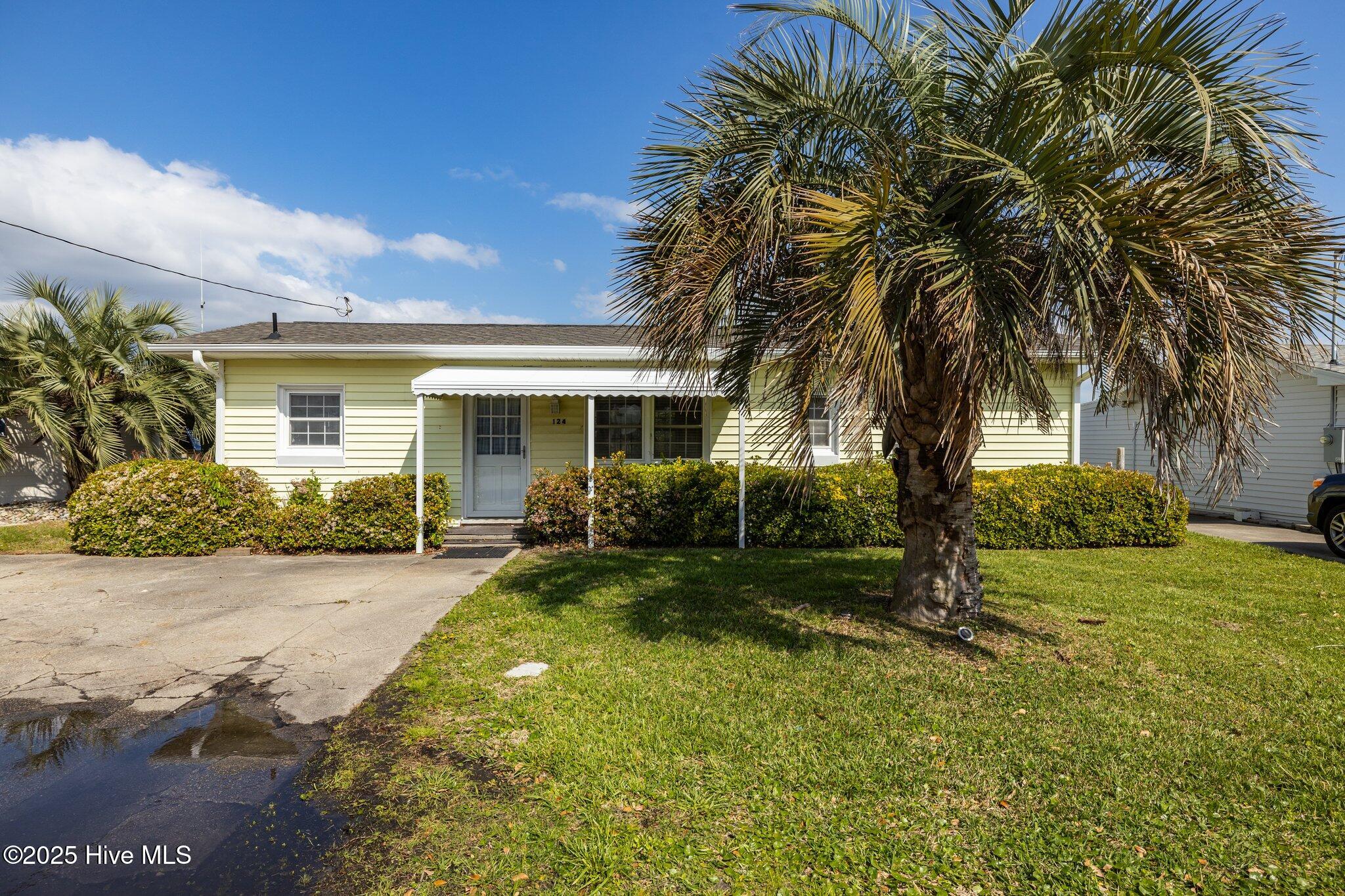 124 Bayview Boulevard Property Photo 6