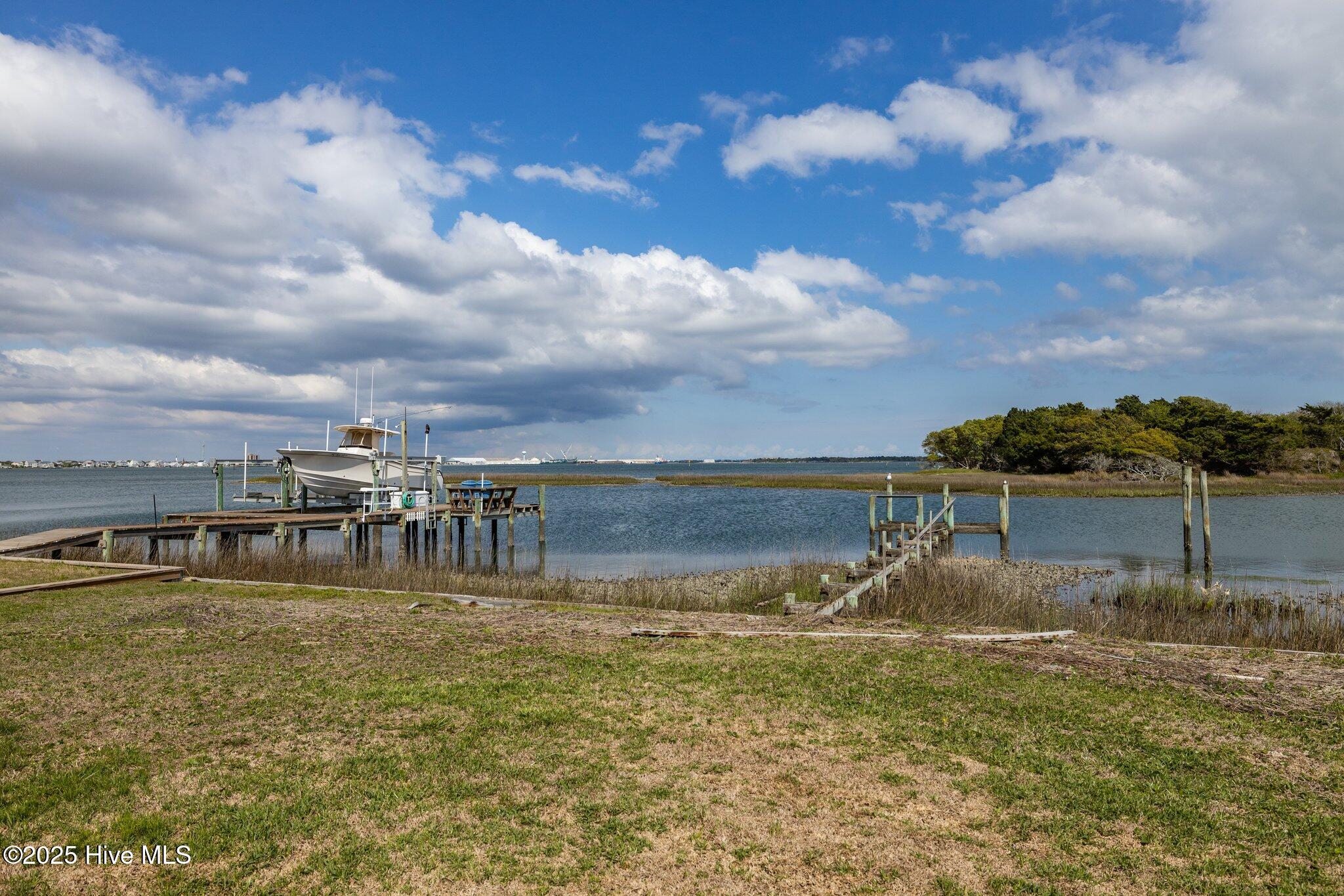 124 Bayview Boulevard Property Photo 10