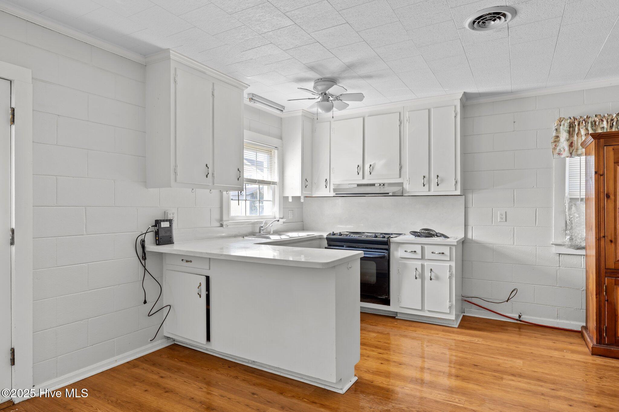 124 Bayview Boulevard Property Photo 14