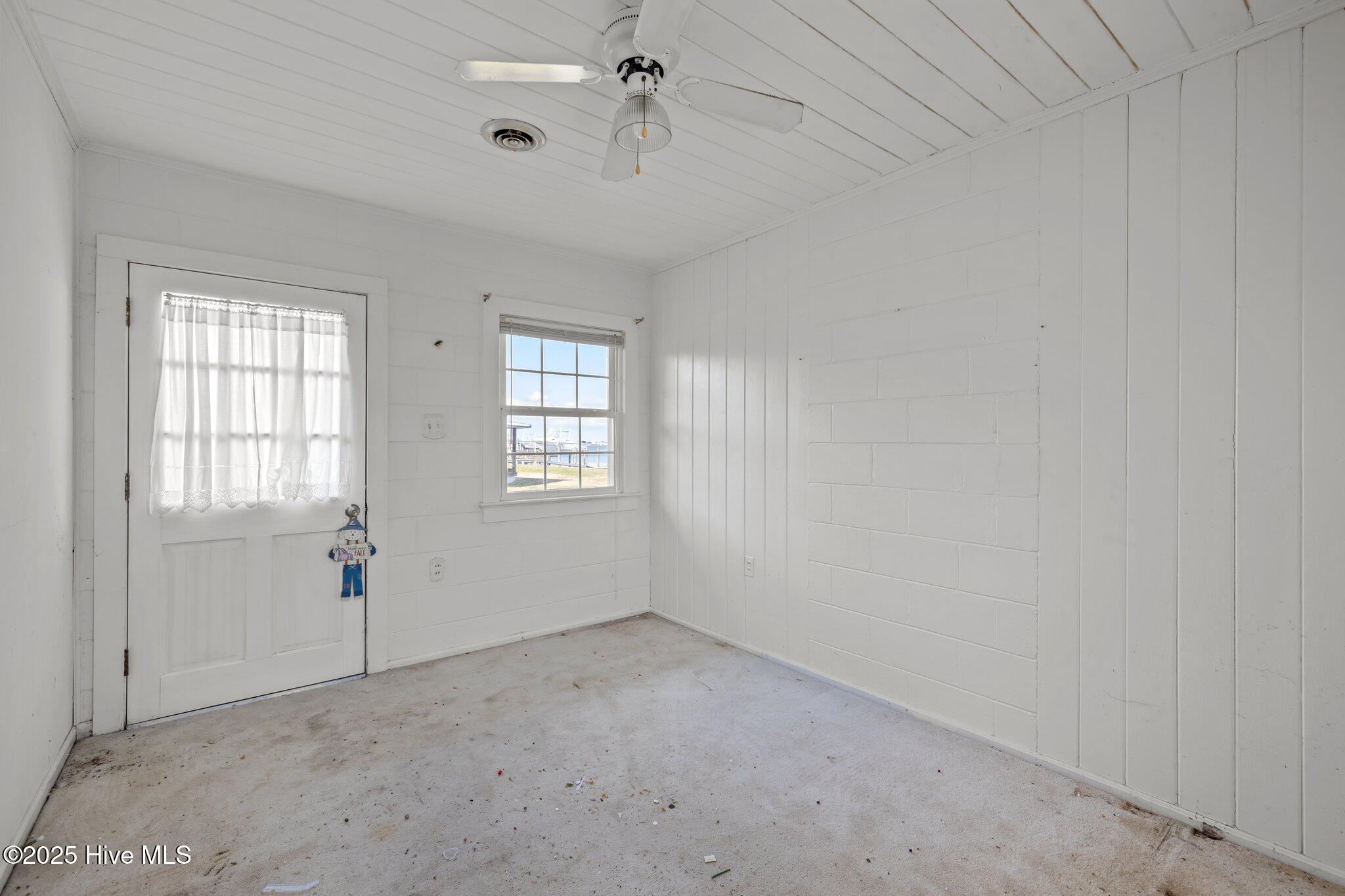124 Bayview Boulevard Property Photo 25