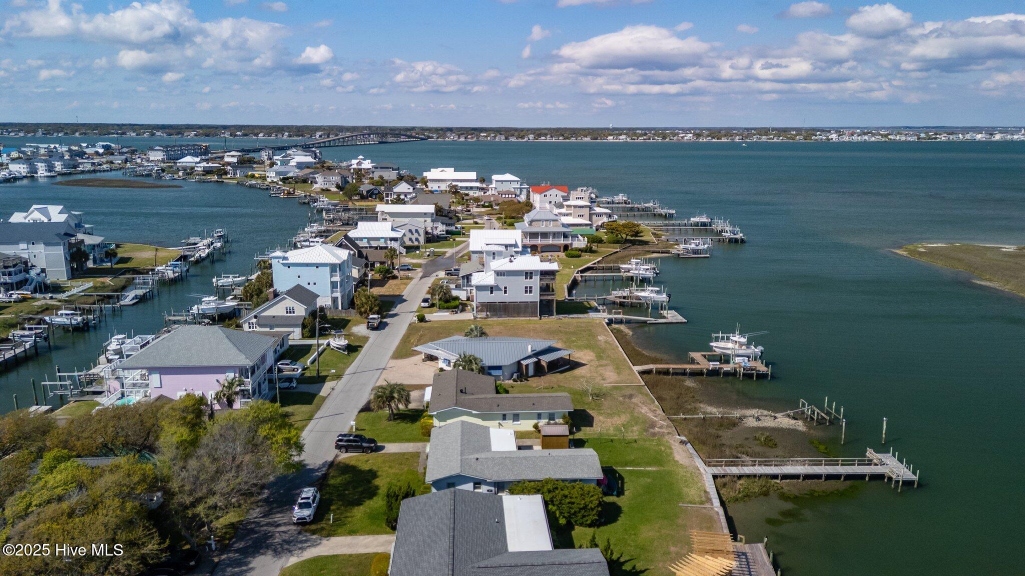 124 Bayview Boulevard Property Photo 41