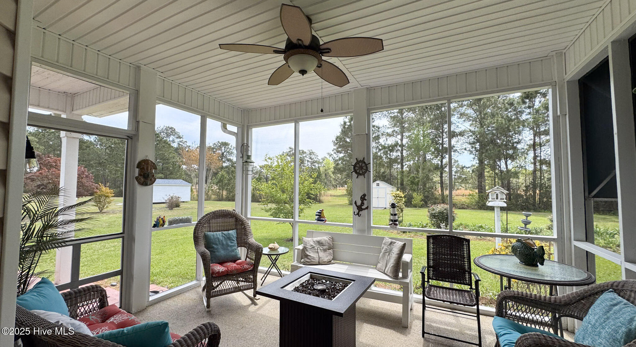 310 Divot Court Property Photo 3