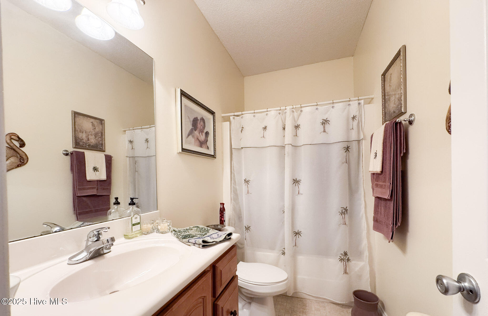 310 Divot Court Property Photo 15