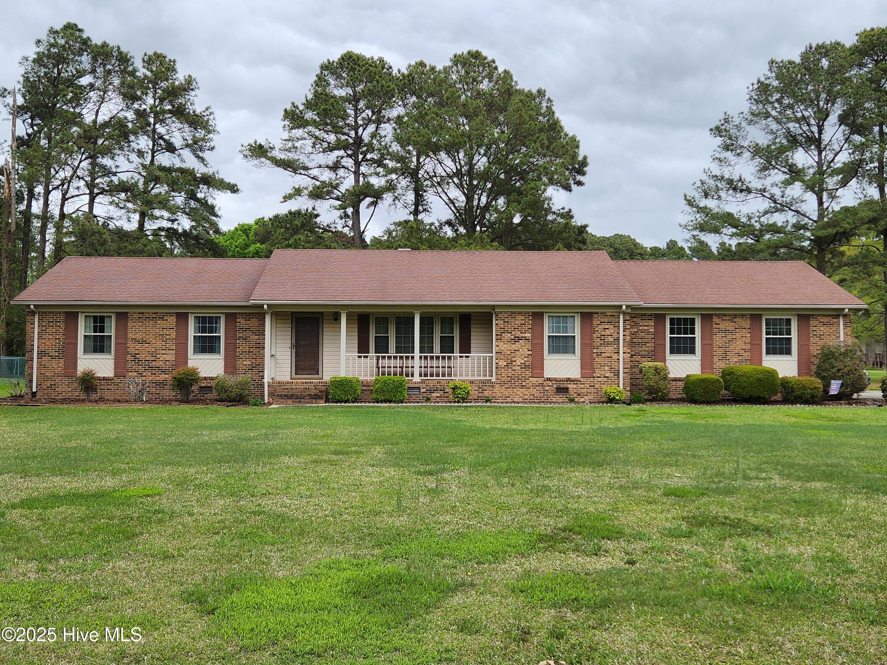108 Pineview Drive Property Photo