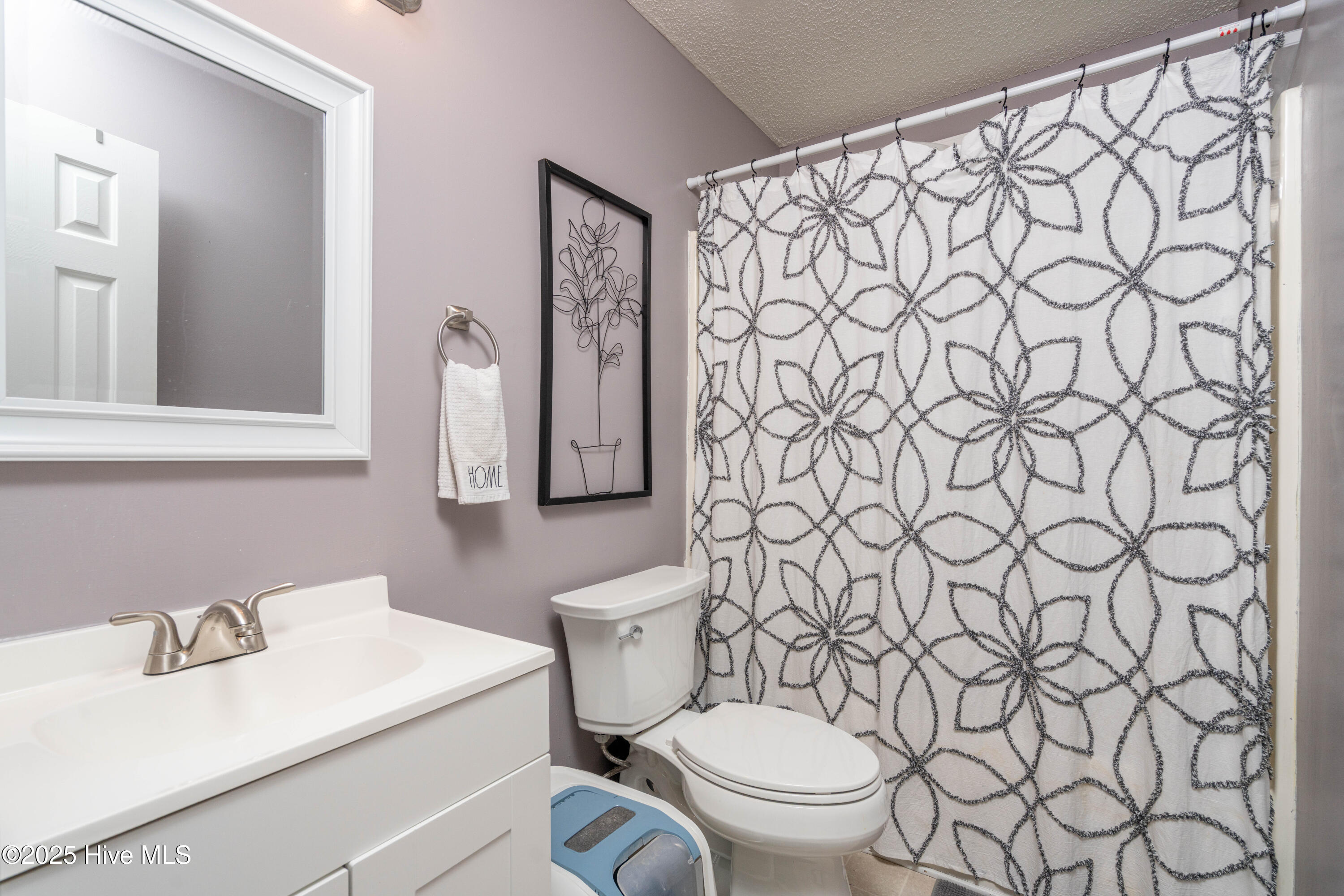 100 Remington Drive Property Photo 13