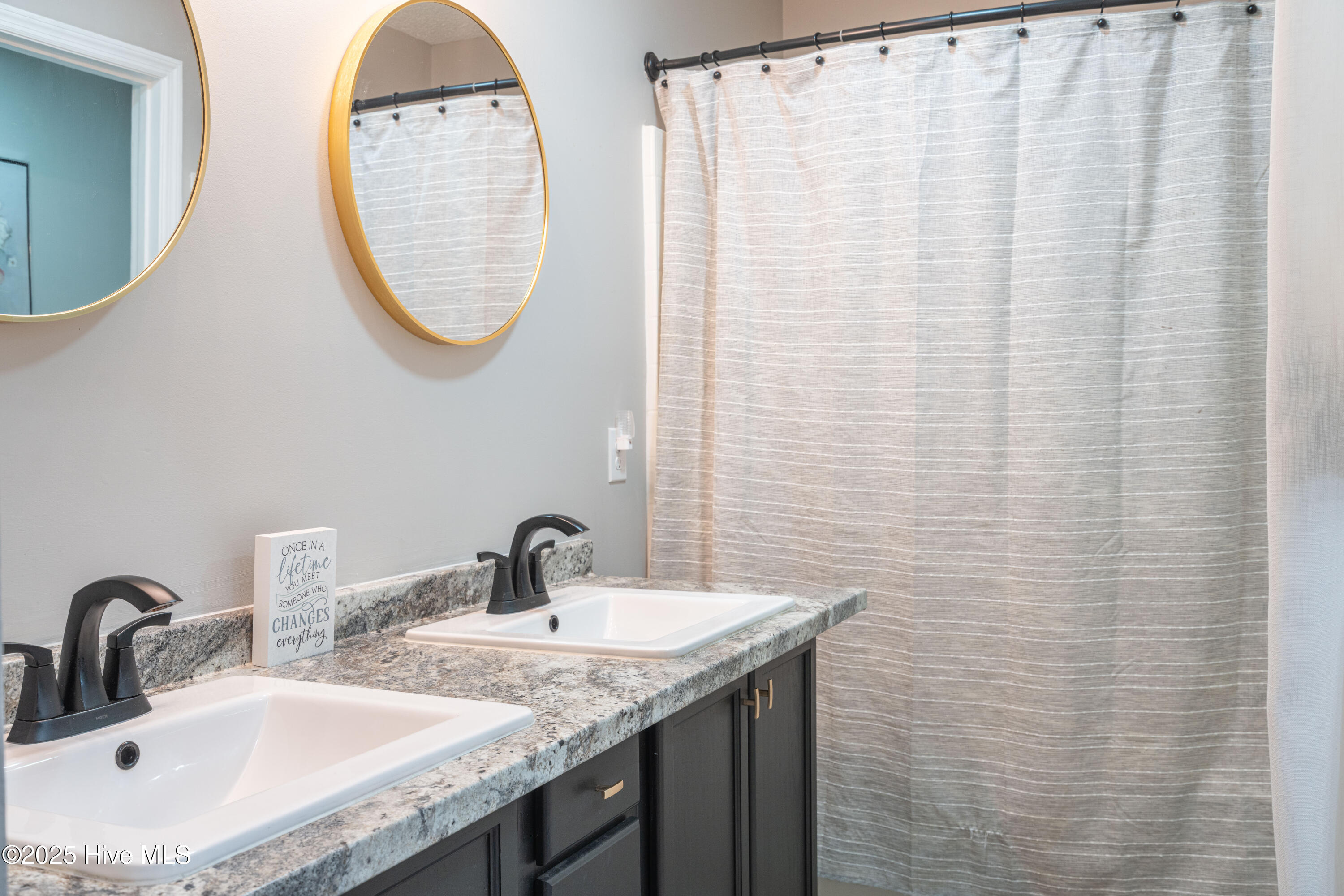 100 Remington Drive Property Photo 16