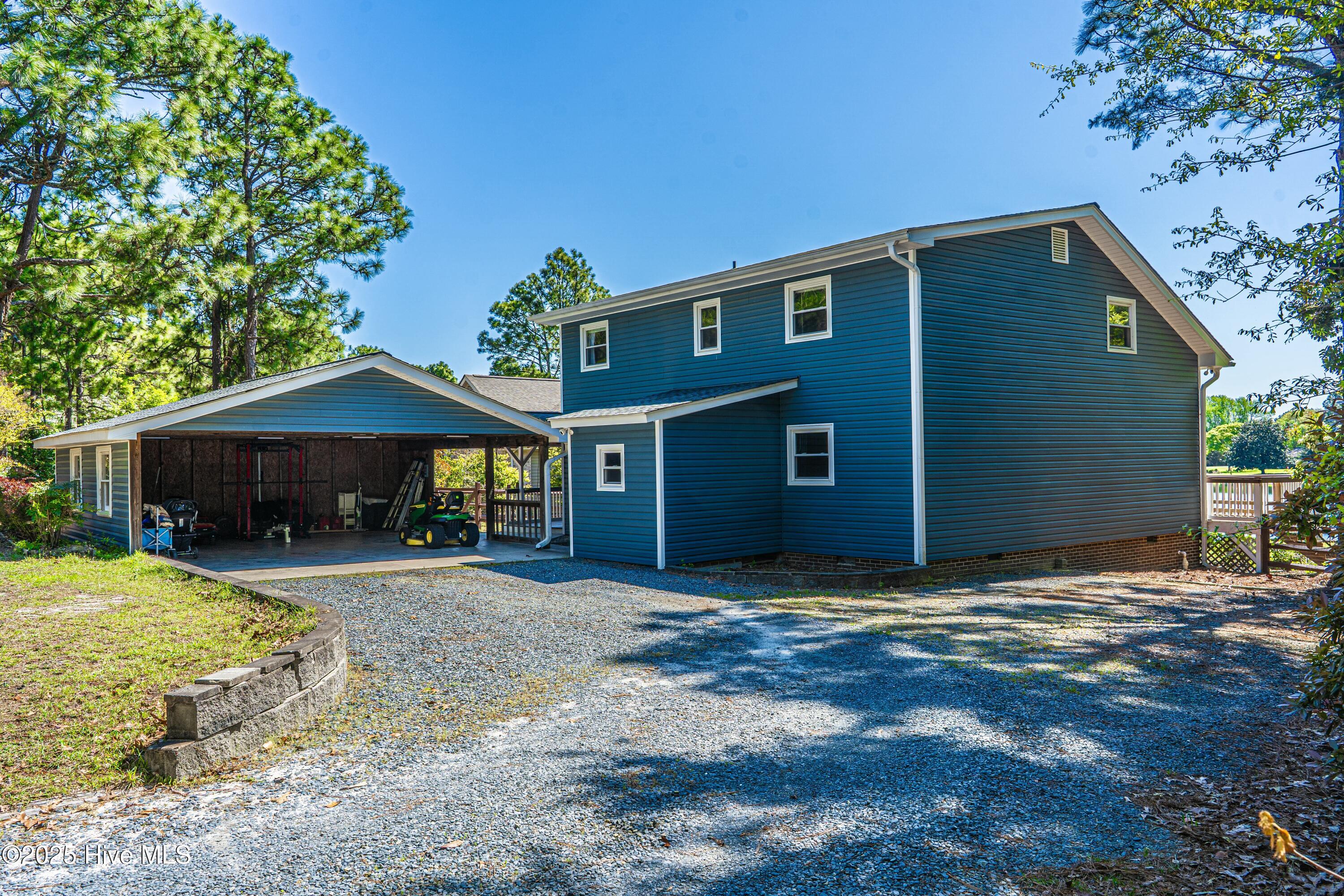 124 Shenandoah Road Property Photo 2