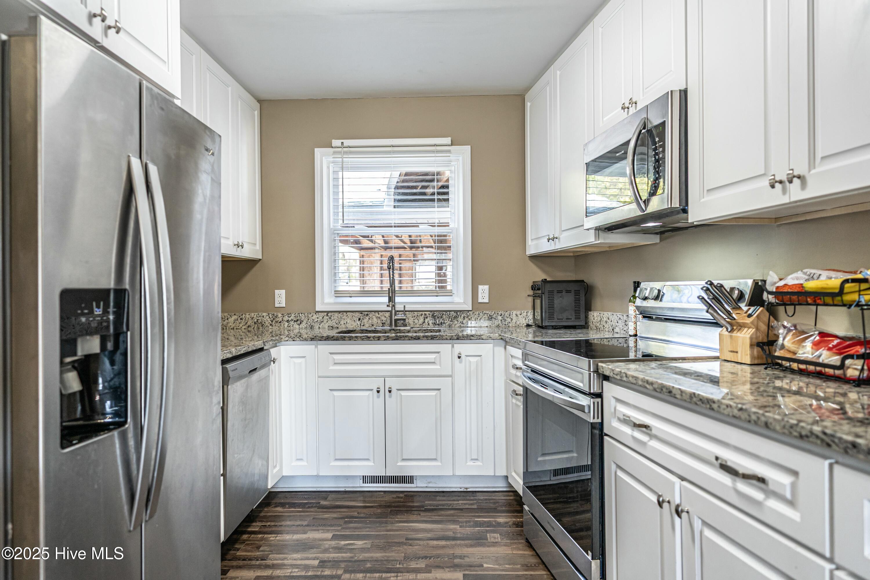 124 Shenandoah Road Property Photo 8