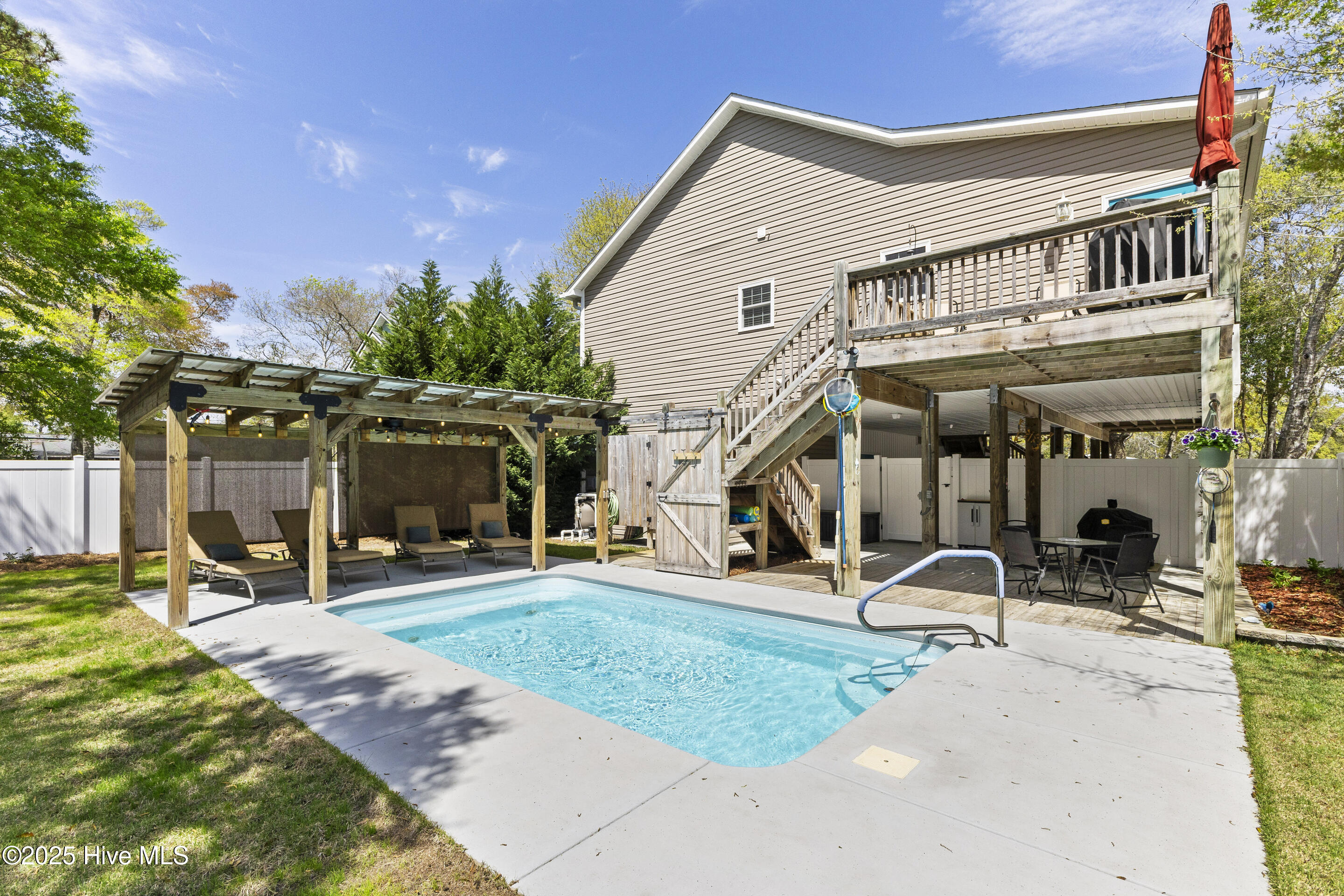 1701 W Oak Island Drive Property Photo 34