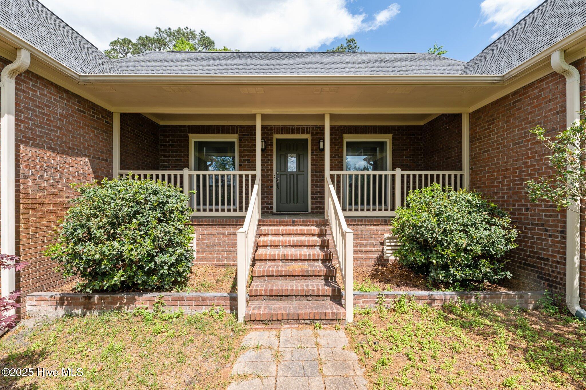 204 Castle Ridge Road Property Photo 2
