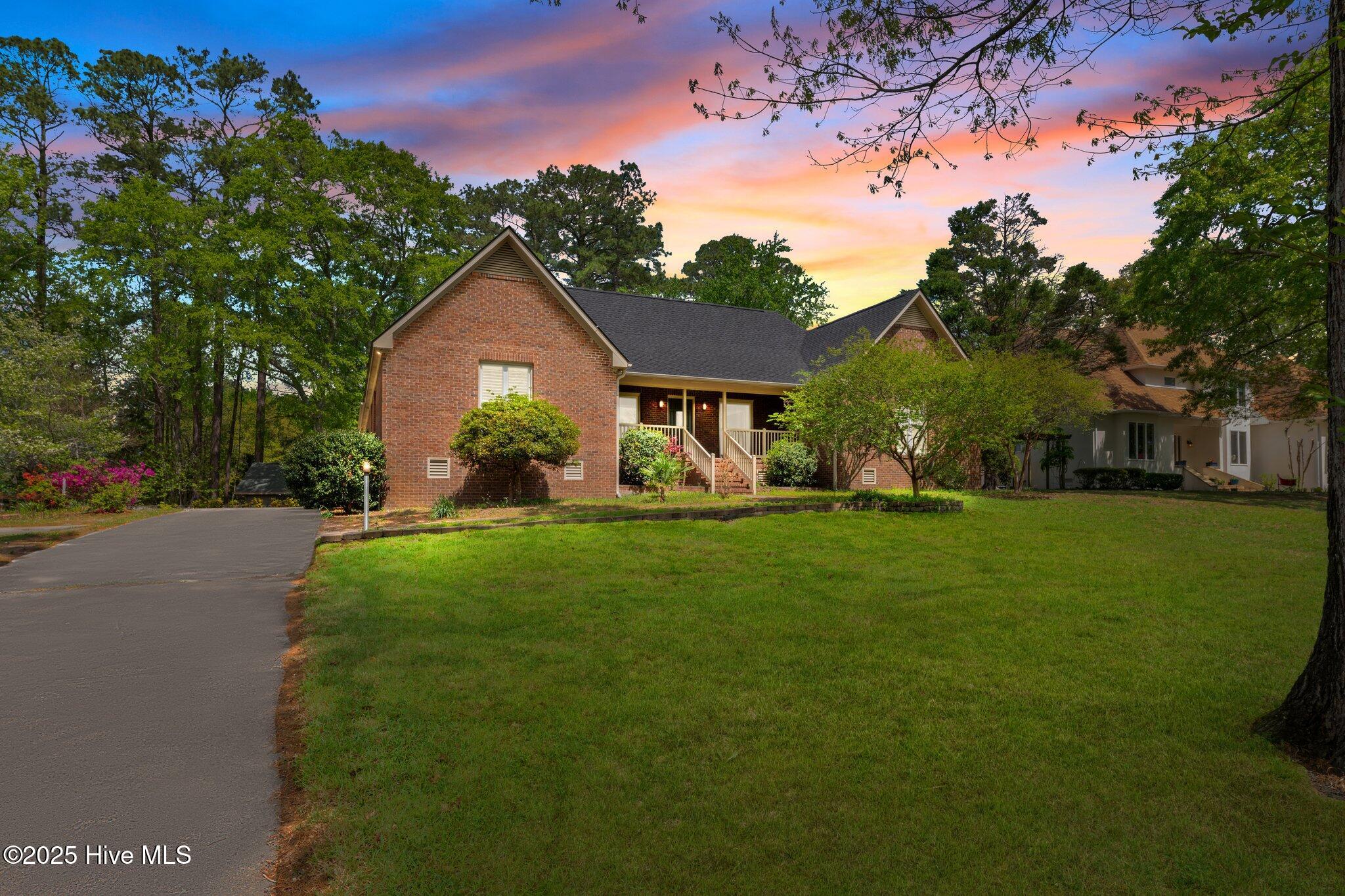 204 Castle Ridge Road Property Photo 3